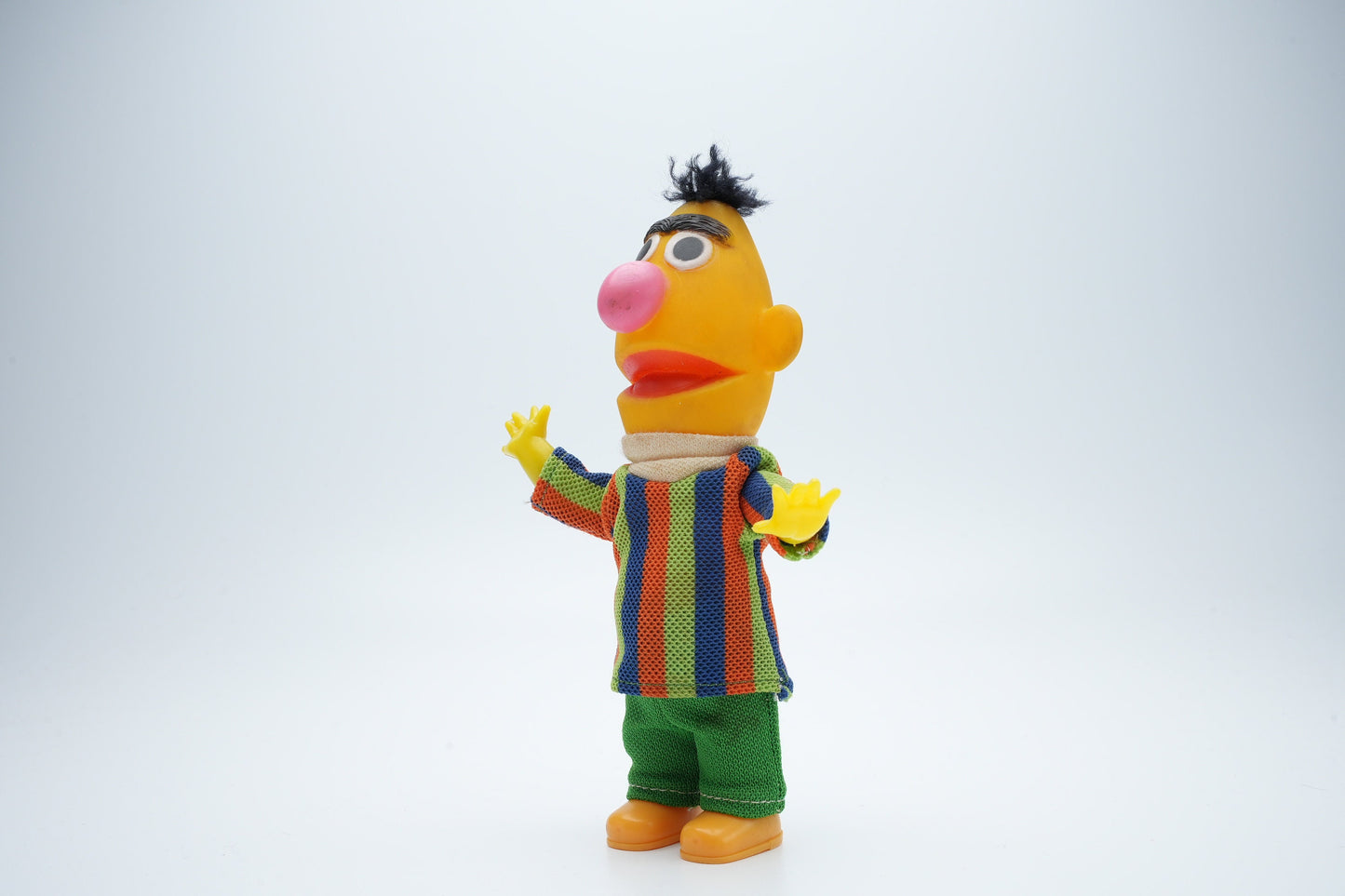 Bert vintage speelgoed figuur die kan bewegen - zeldzaam Bert en Ernie figuur