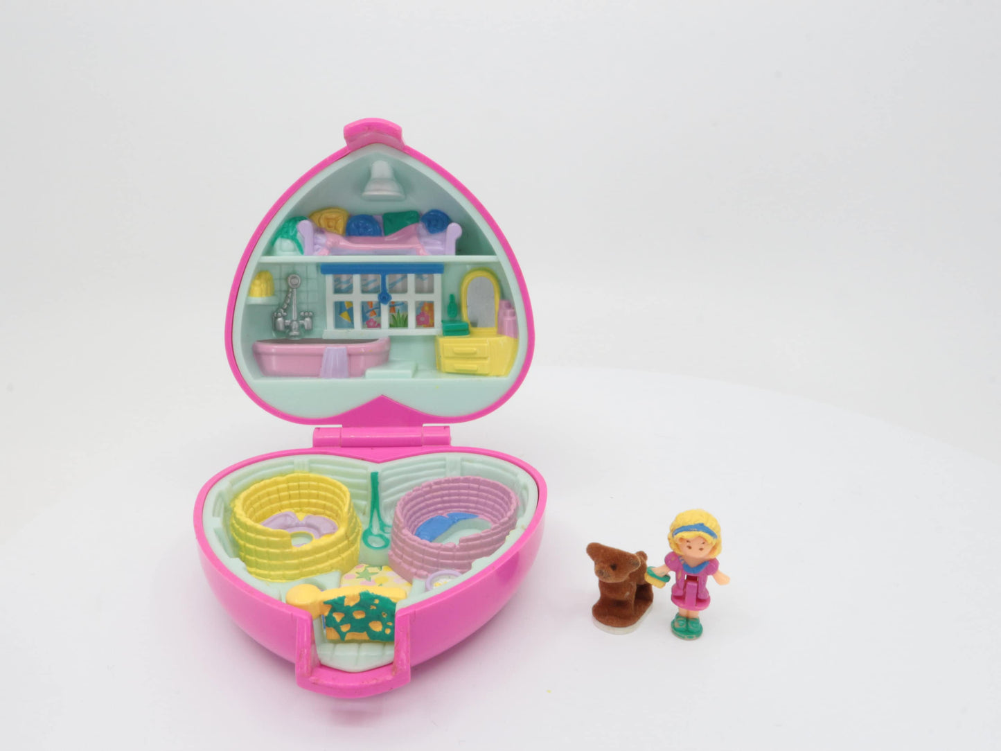 Polly Pocket Precious Puppies - Pet Parade - incomplete set - 1993