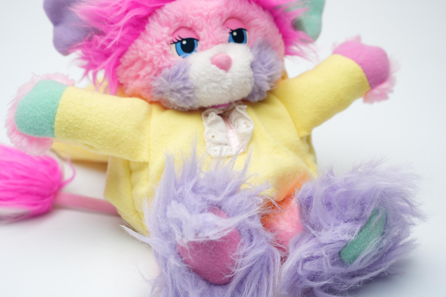 Slumber Party Popples – Gele Pyjama Popple – 25 cm (10 inch)