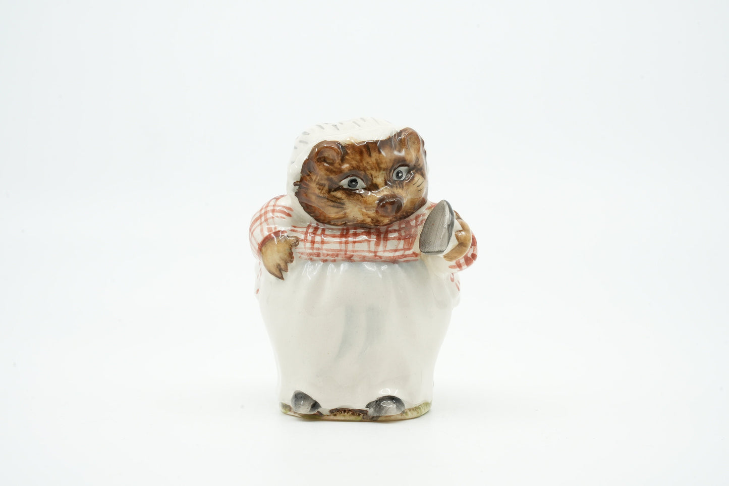 Mrs. Tiggy Winkle- Beatrix Potter Beeldje- Beswick, Engeland, Copyright 1948
