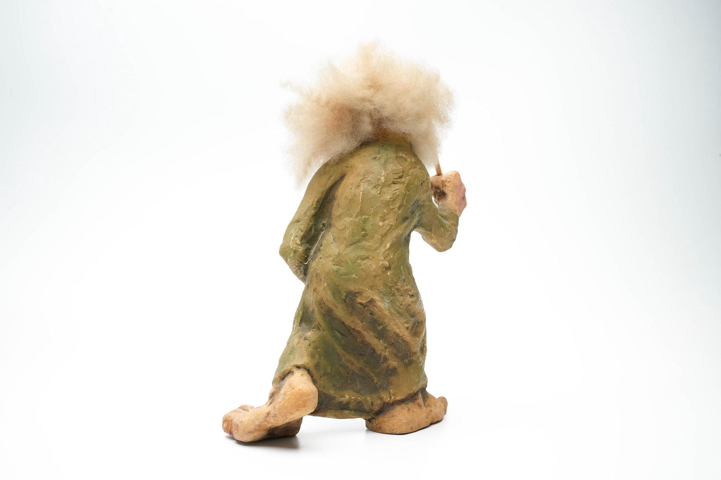 Grote Vintage Nyform Trol met Slingshot – Handgemaakt Noors Troll Beeldje – 25 cm / ca. 9.8 inch