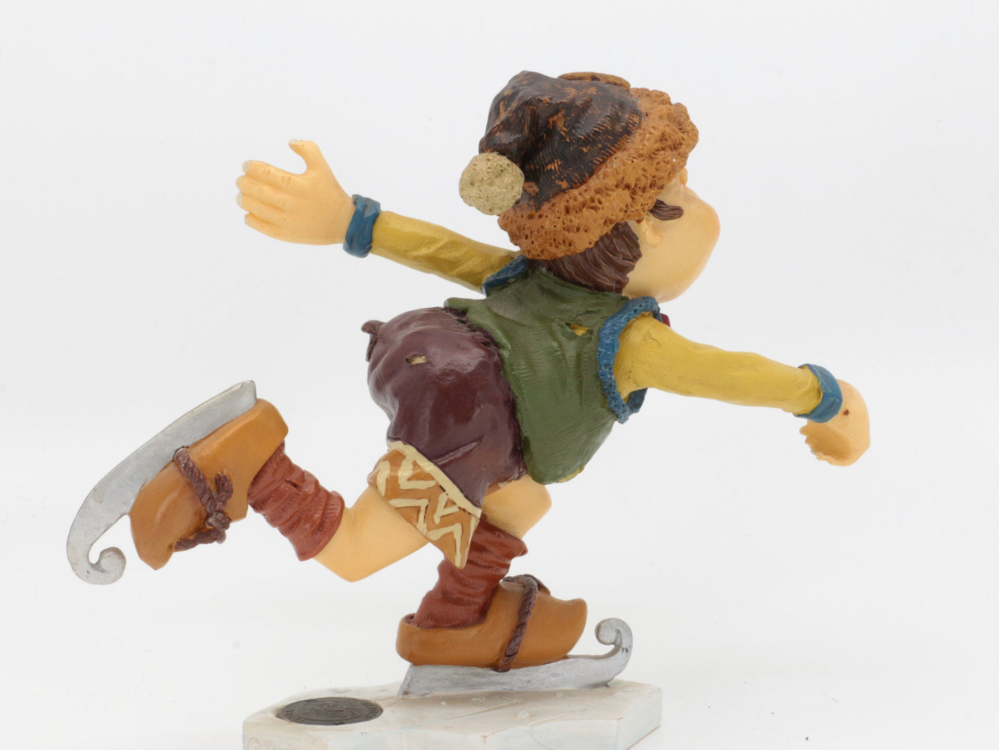 Vintage verzamelobject Laaf | Efteling | Magische wezens zoals elfen en kabouters | Schaatsende Laaf | Winter thema laven