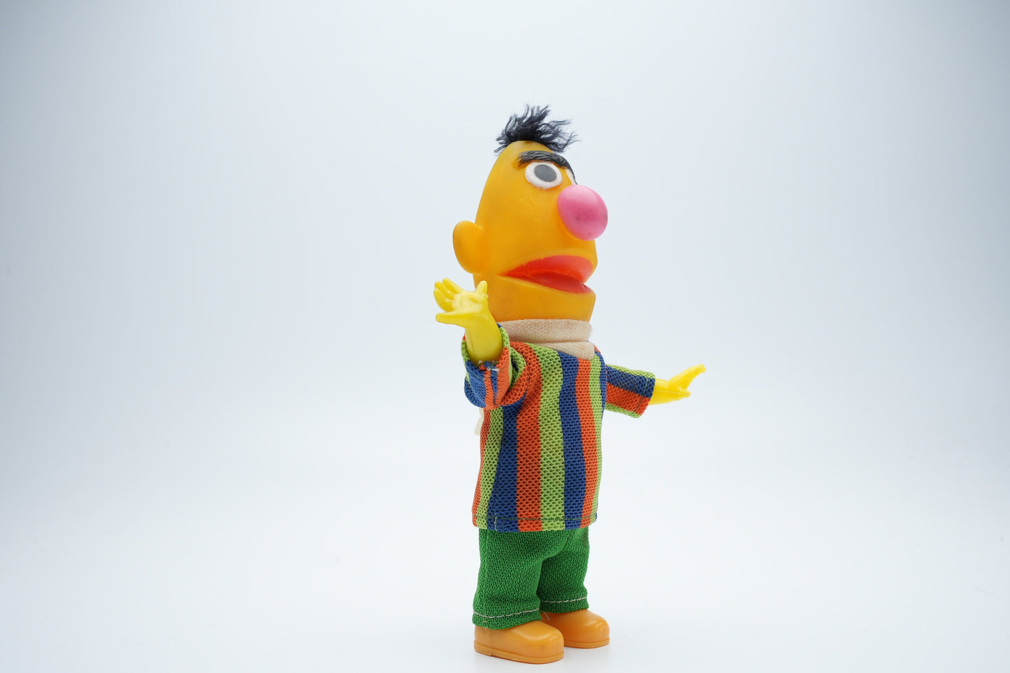 Bert vintage speelgoed figuur die kan bewegen - zeldzaam Bert en Ernie figuur