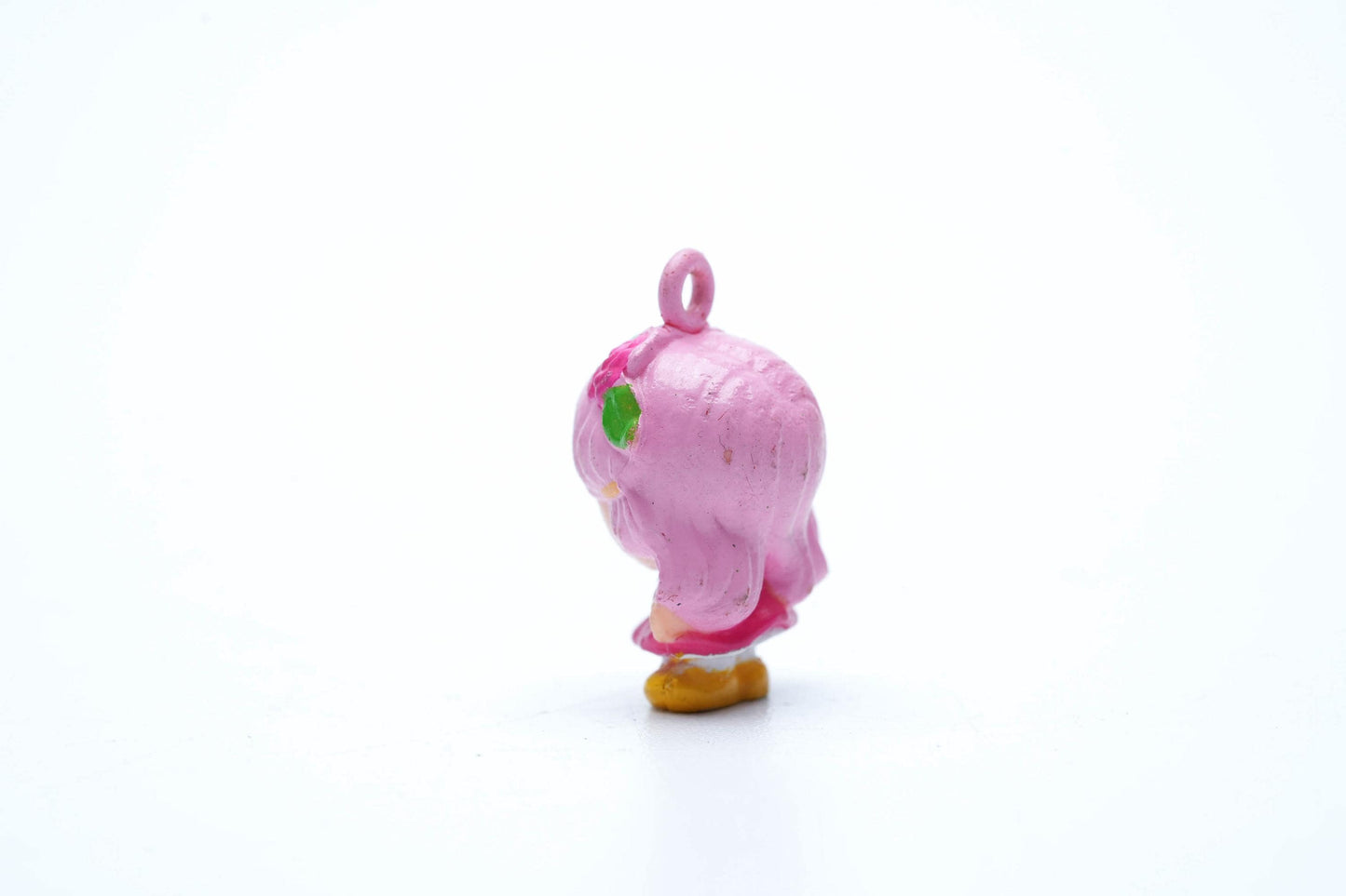 Vintage Charmkins Hunny Bunch – Hasbro 1983 – Mini Popje met Roze Haar en Gele Schoentjes