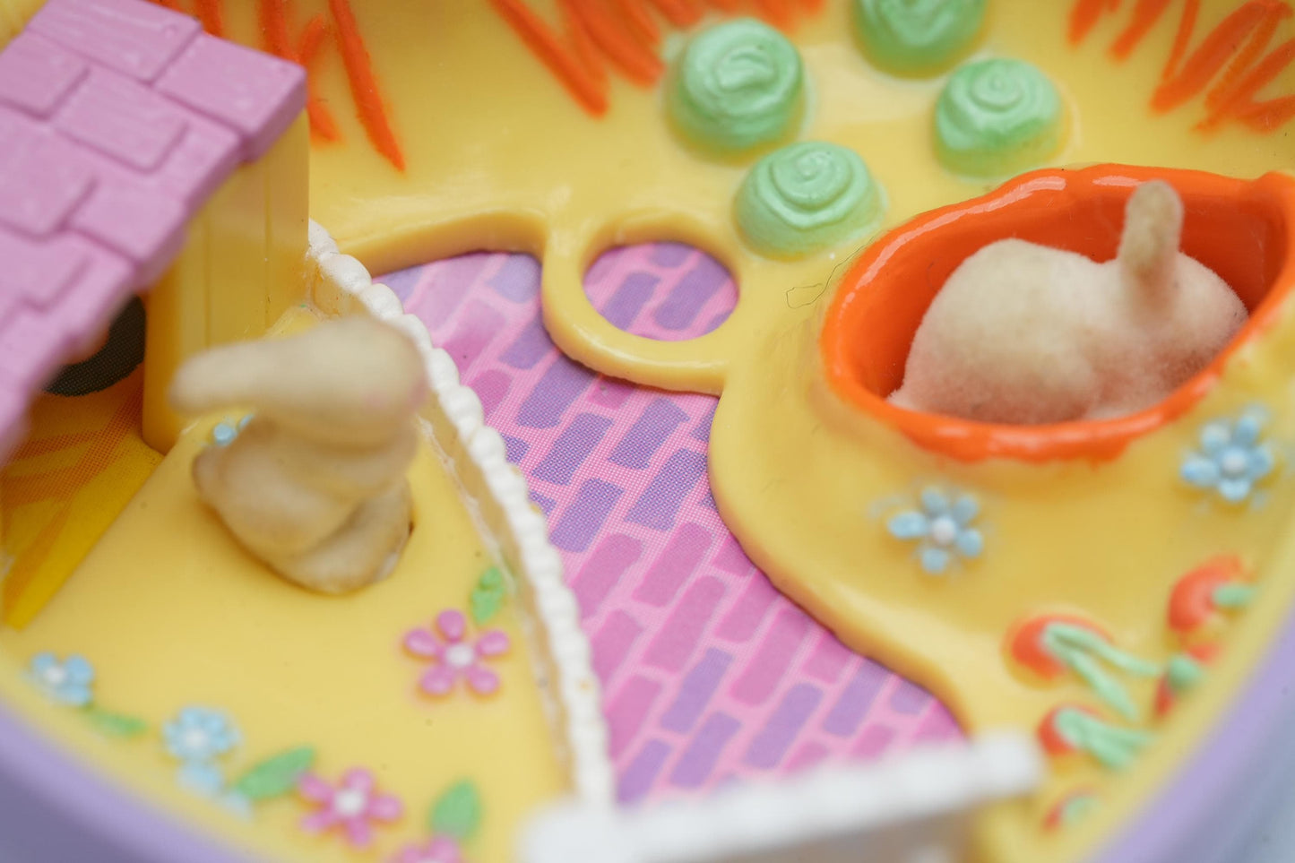 Vintage Polly Pocket Pretty Bunnies – 1993 Bluebird Compact – Met 2 Originele Konijntjes