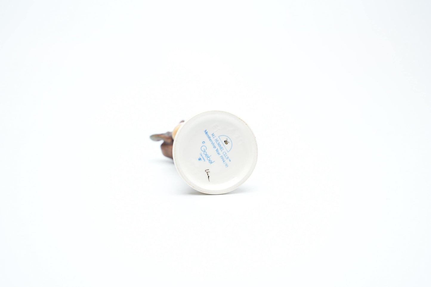 Goebel Hummel Figurine “Jungbauer – For Keeps” (Hum 630, 9 cm/3,5 inch)