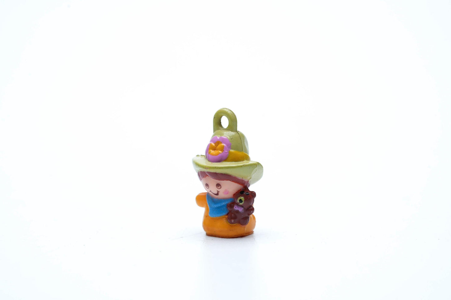 Vintage Hasbro Charmkins Johnny Jump Up – met Teddybeer – 1983 Bedelfiguur