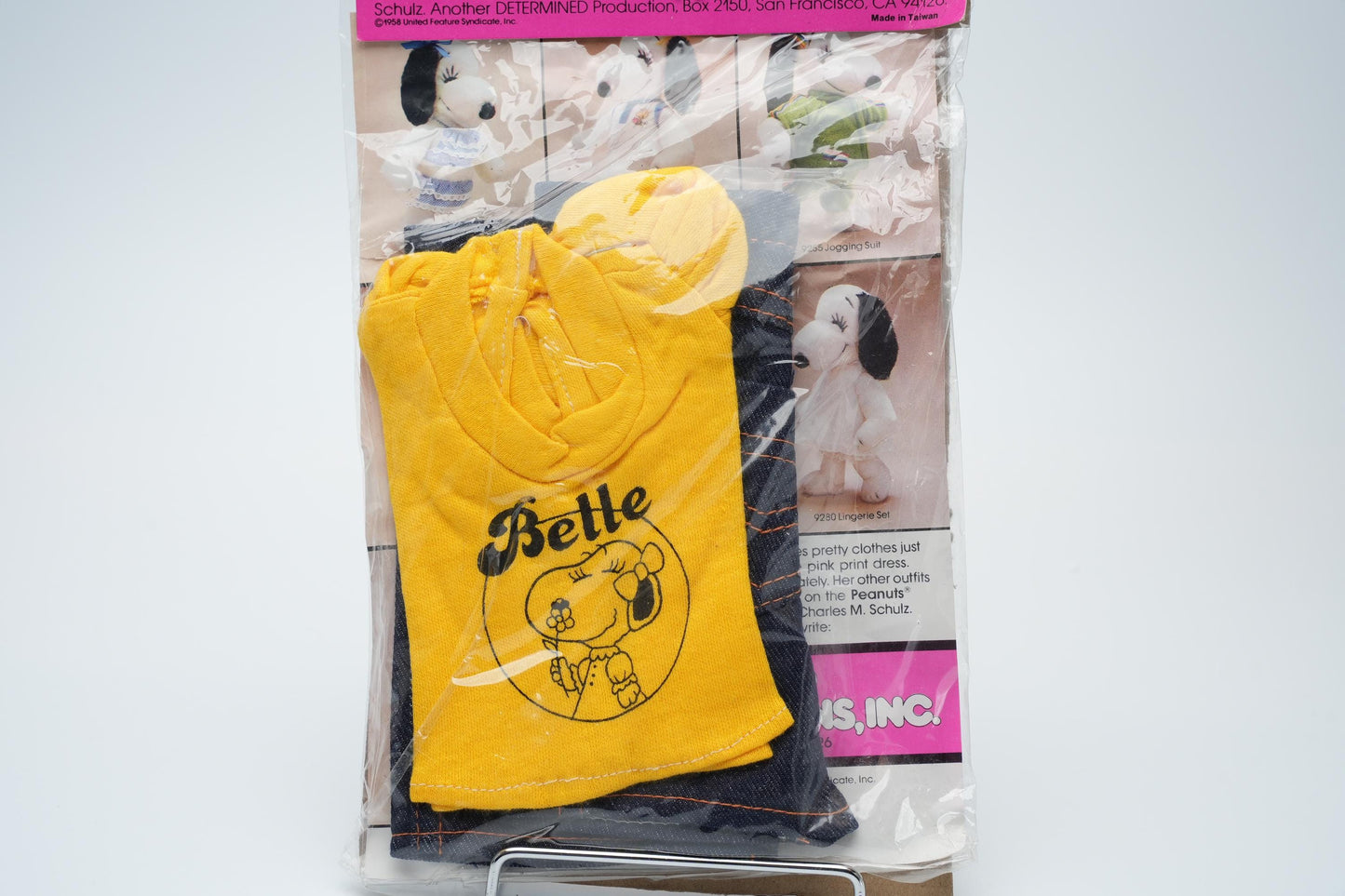 Belle's Wardrobe - Vintage Snoopy Belle Kleding Set (1980s) - Nieuw in Verpakking