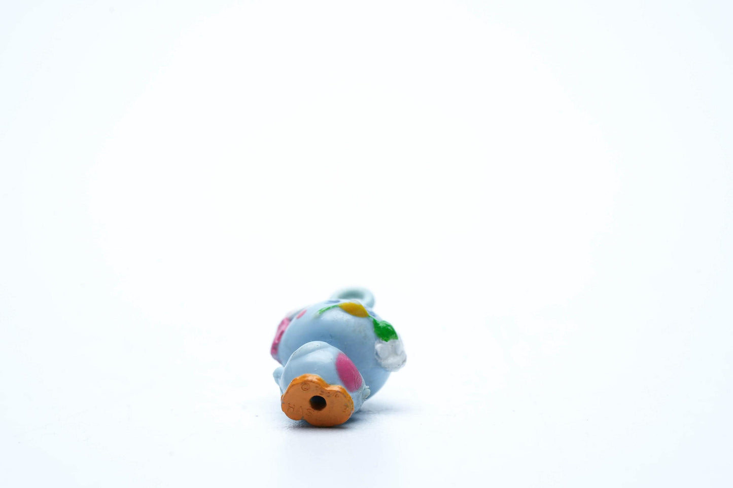 Vintage Hasbro Charmkins Blauwe Vogel met Bloem – 1983 Dierenvriendje Bedel
