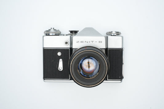 Zenit B - vintage SLR 35mm film camera uit de jaren 70