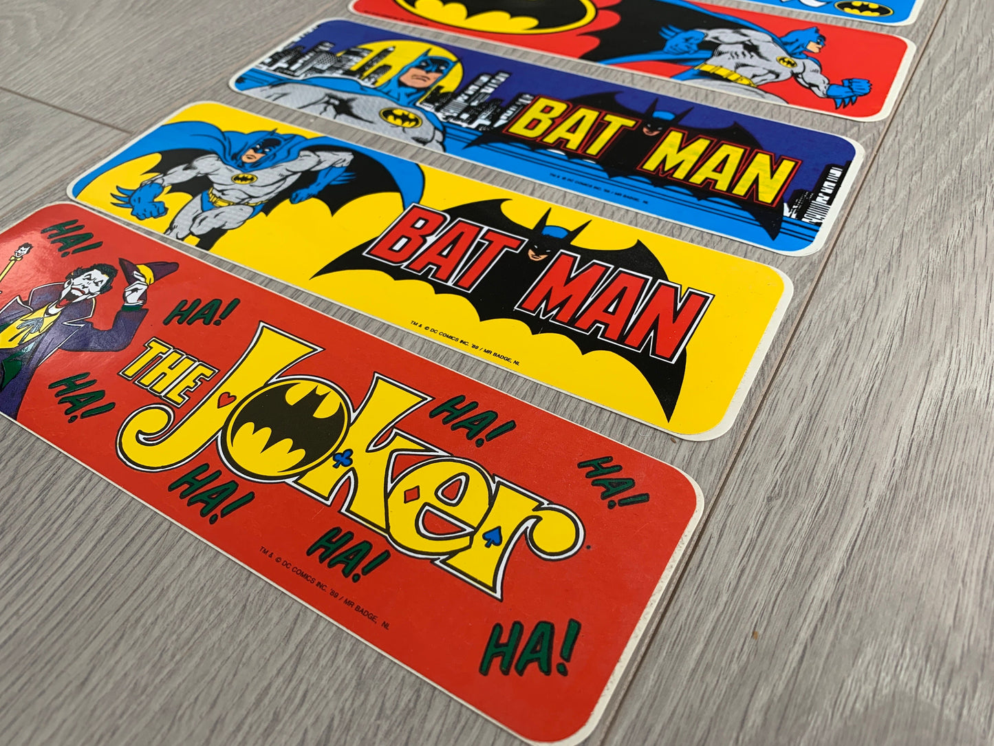 DC Comics Batman stickers uit het jaar 1989 (tm & dc comics inc. '89 / mr badge, NL)