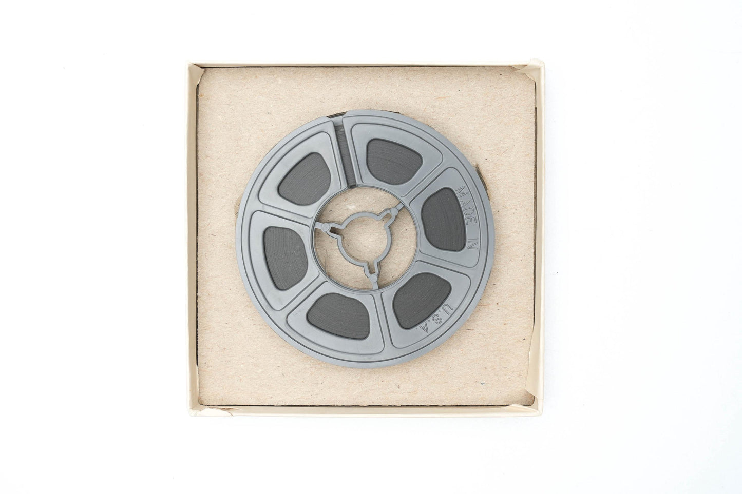 Vintage Super 8 Film – Terry Bears “Plumber's Helpers” (1962) | Terrytoons Cartoon Collectible