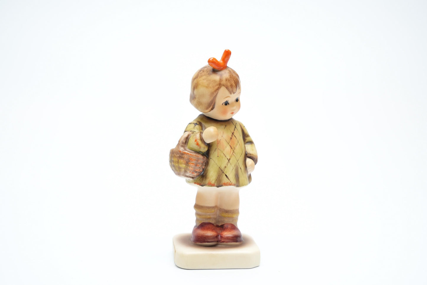 Little Shopper #479 - Hummel 479 (9,5 cm / 3 .5 inch)