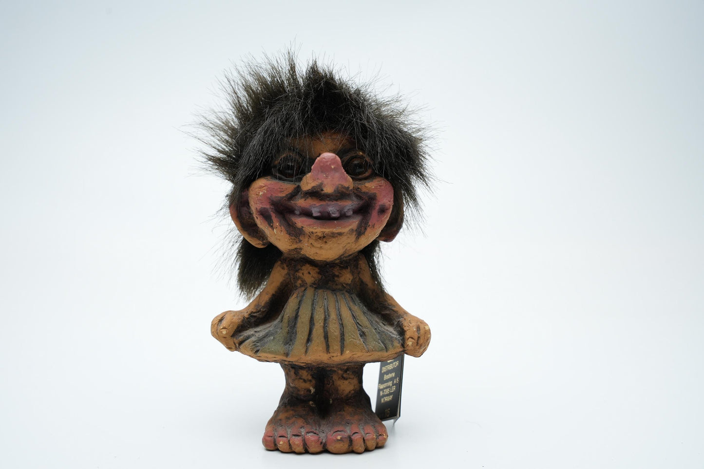 Nyform Troll (Nr. 115) – Handgemaakt Noors Troll Beeldje – 15 cm / 6 inch