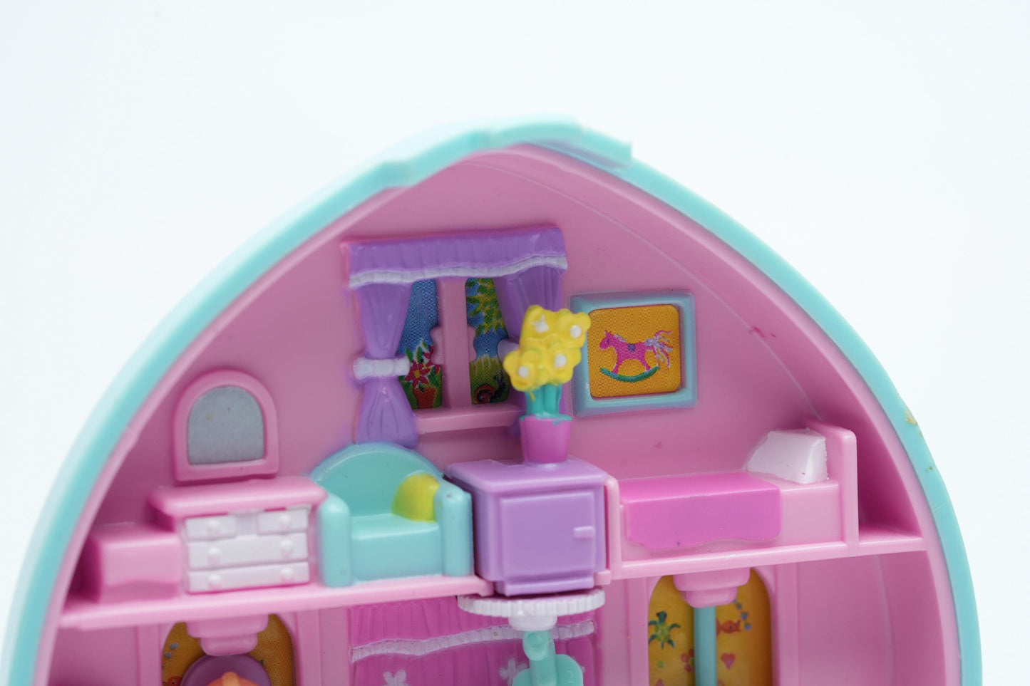 Vintage Polly Pocket 1994 Babytime Fun – Compleet met Polly & Baby’s – Bluebird Nursery Set