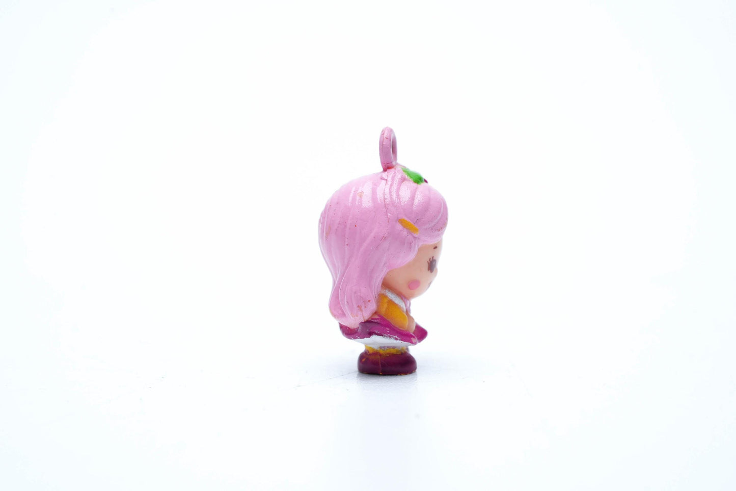 Vintage Hasbro Charmkins Hunny Bunch – Roze Haar & Paarse Schoentjes – 1983 Bedelfiguur