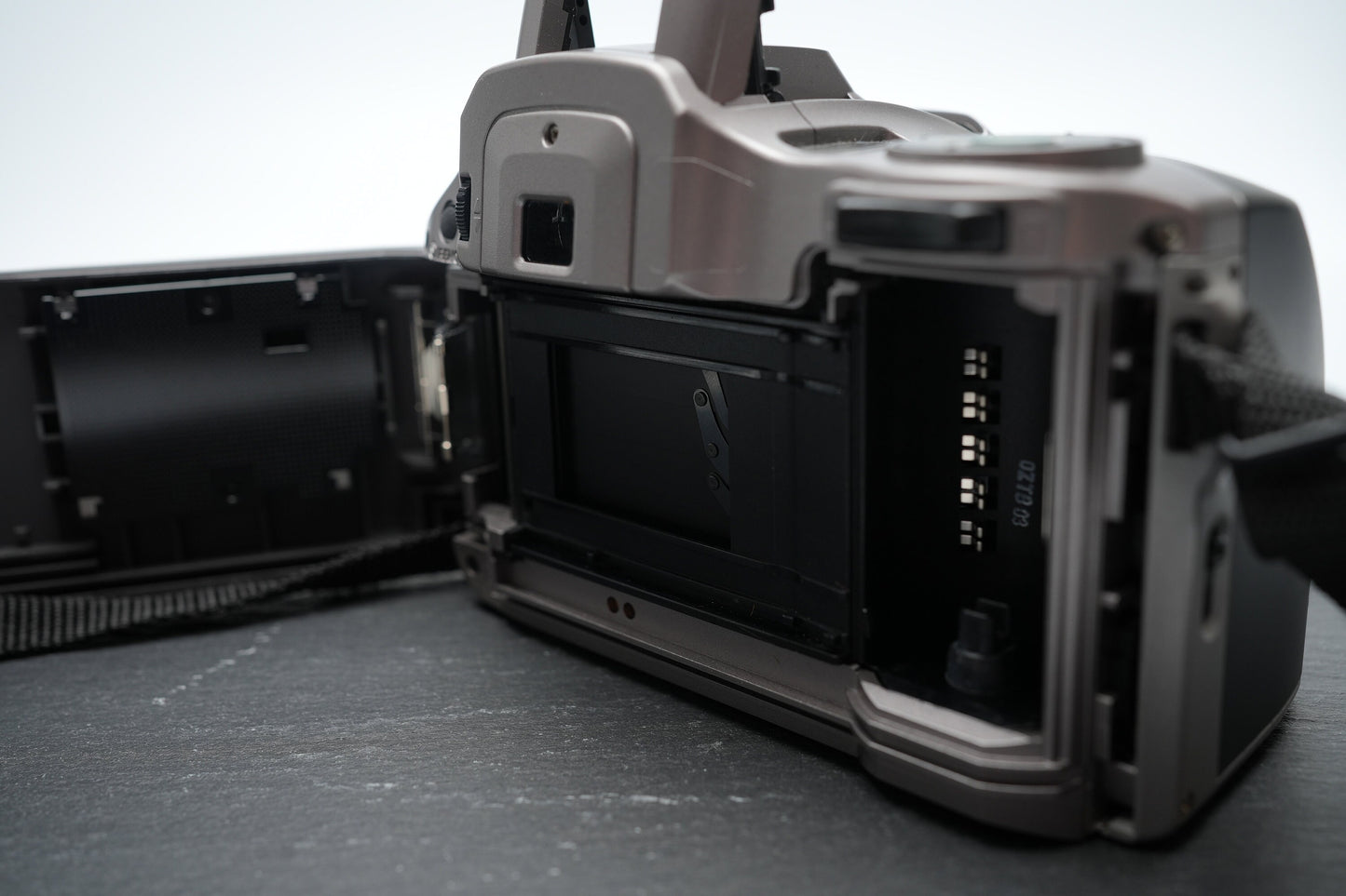 Olympus IS-200 vintage compact autofocus zoom camera