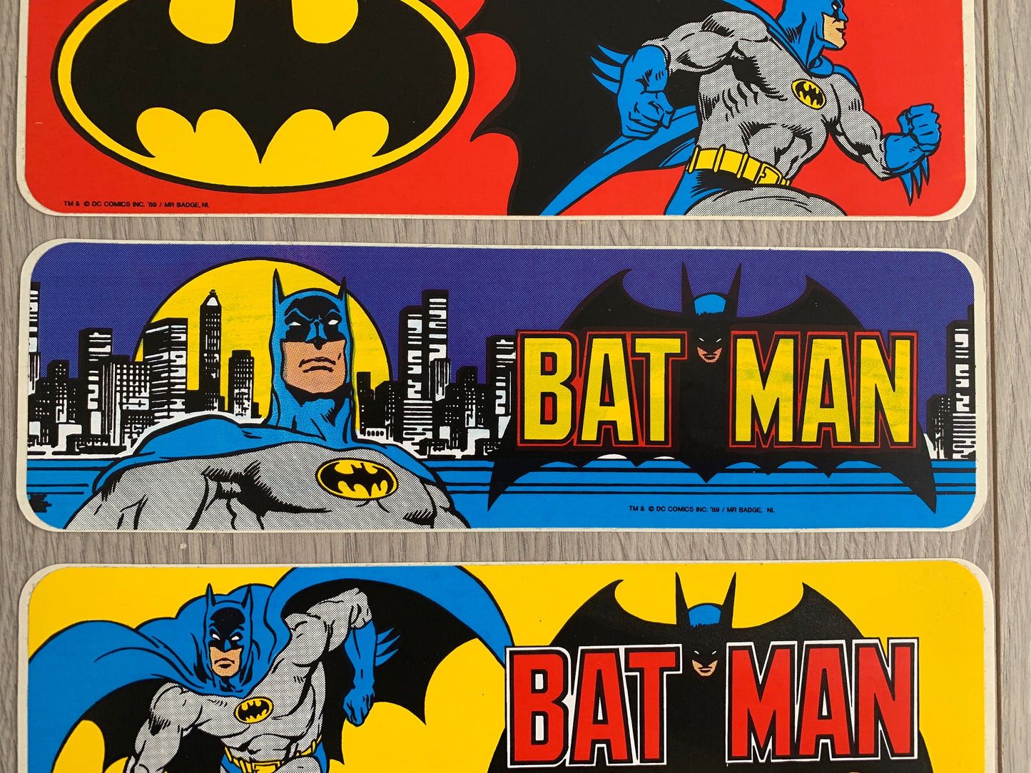 DC Comics Batman stickers uit het jaar 1989 (tm & dc comics inc. '89 / mr badge, NL)