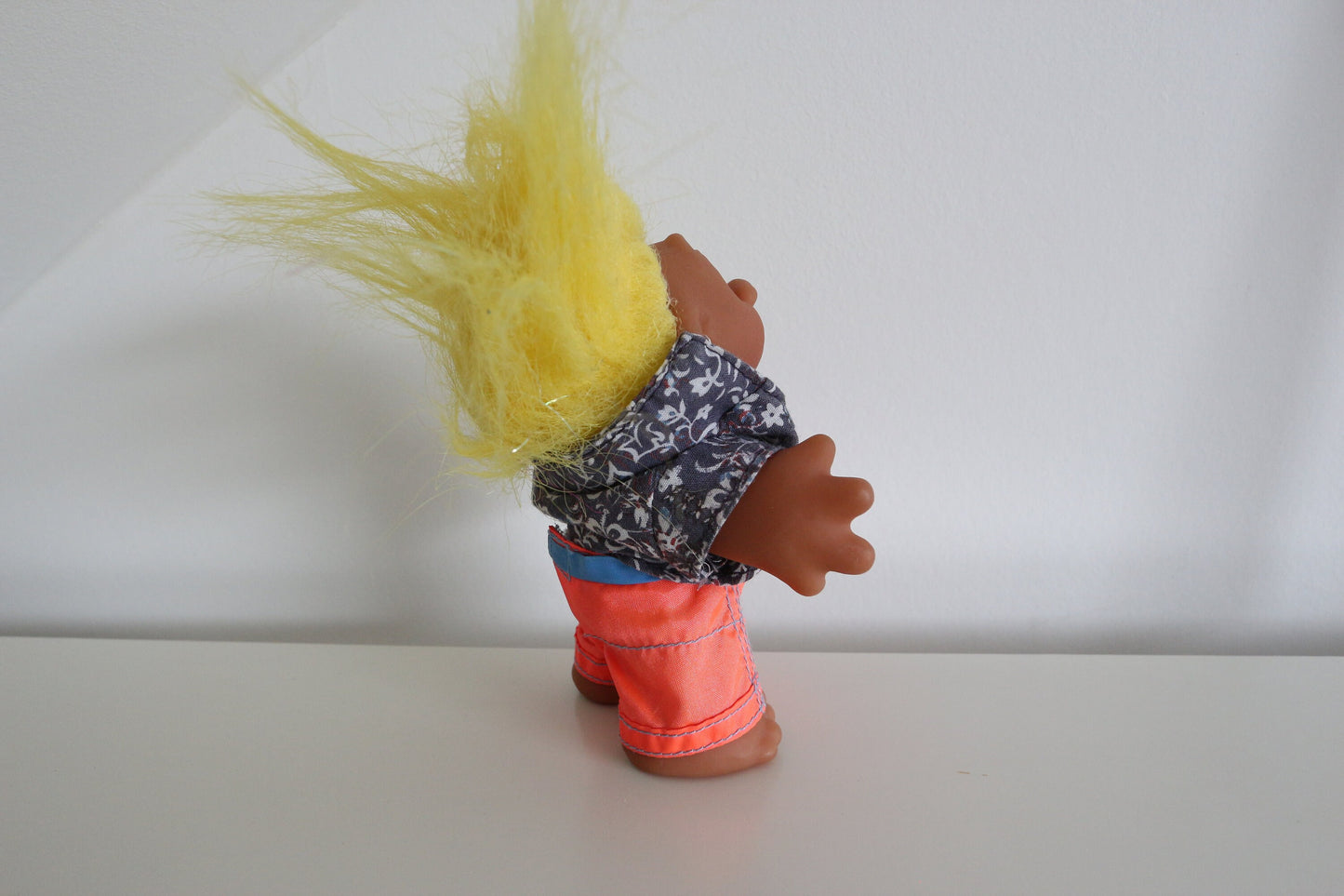 Vintage Thomas Dam troll strand editie met leuke outfit