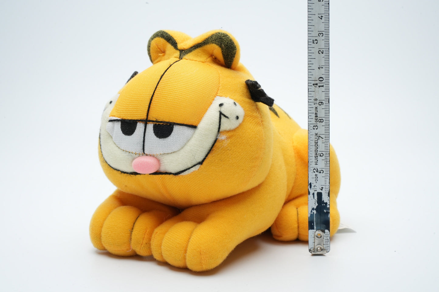 Garfield die ligt op de grond | schattige Garfield plush