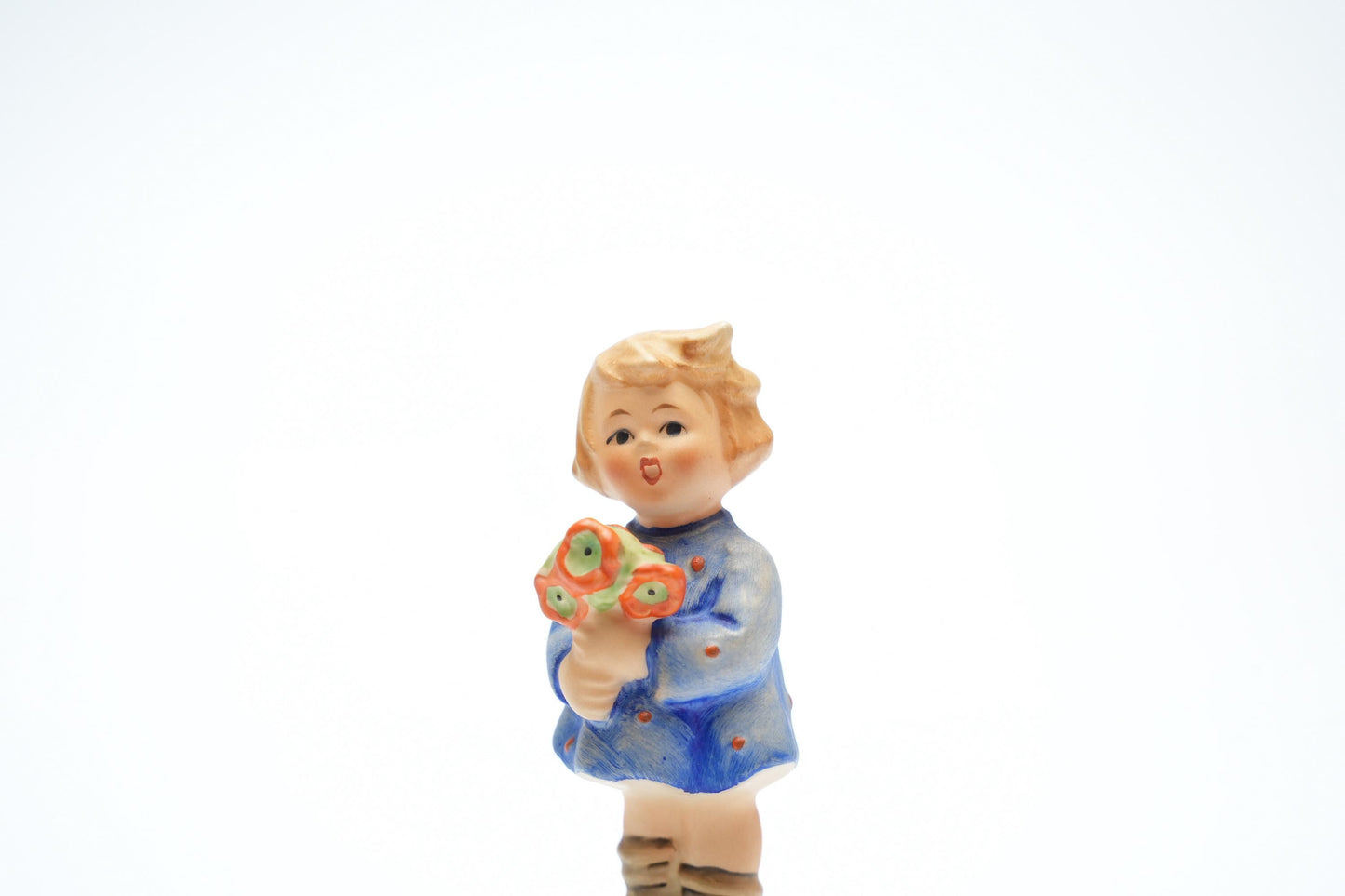 Hummel Beeldje 'Flower Girl' - HUM 239/A, TMK-6 (9 cm / 3.5 inch), 1979-1990