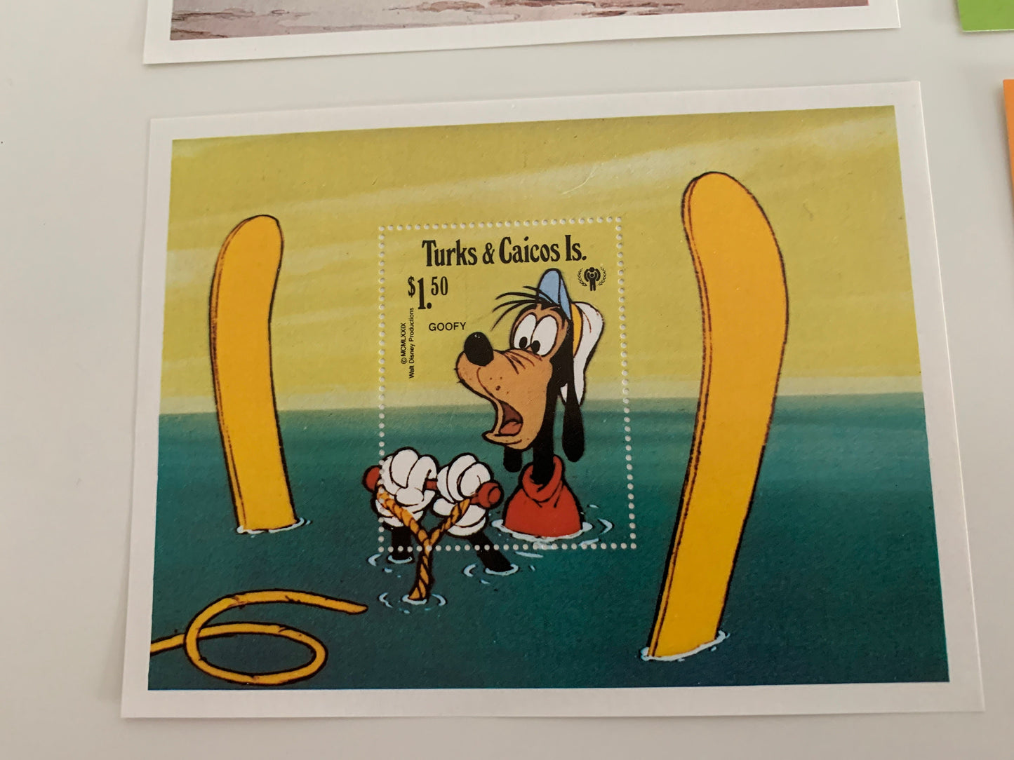 Vintage Disney postzegels speciale uitgaven Goofy, Mickey en Pluto (perfecte conditie)