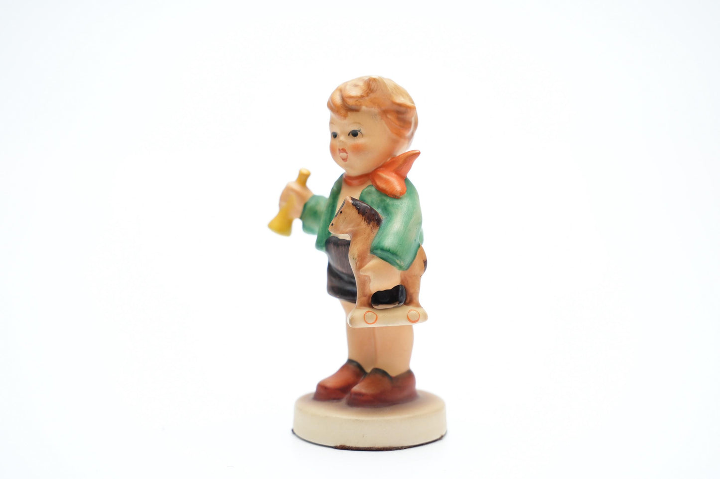 Hummel Beeldje 'Boy with Horn and Dog' - HUM 236/A, TMK-5 (9 cm / 3.5 inch), 1972-1979
