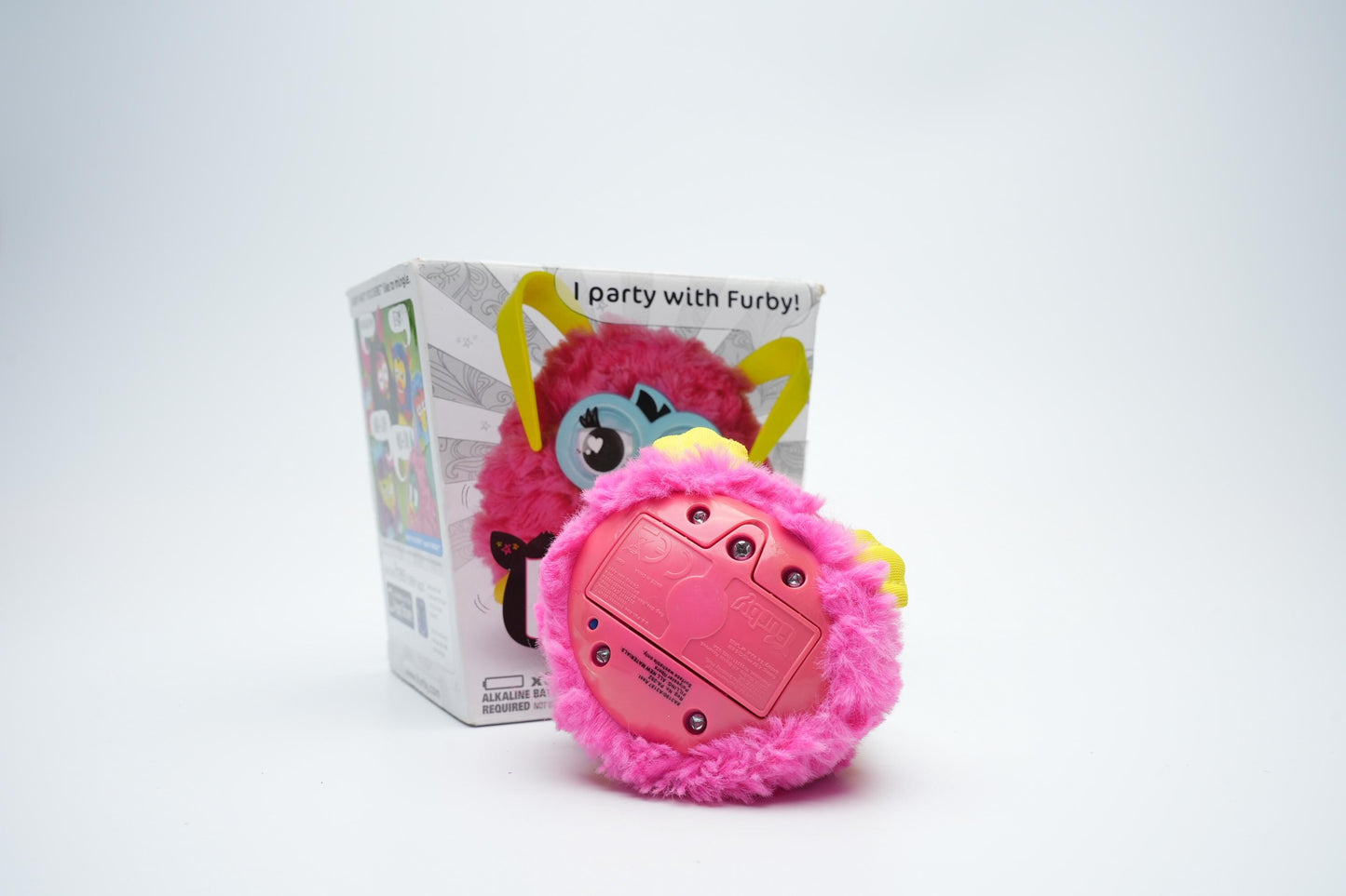 Furby Party Rockers – Pink met Gele Oortjes (Hasbro) in Doos