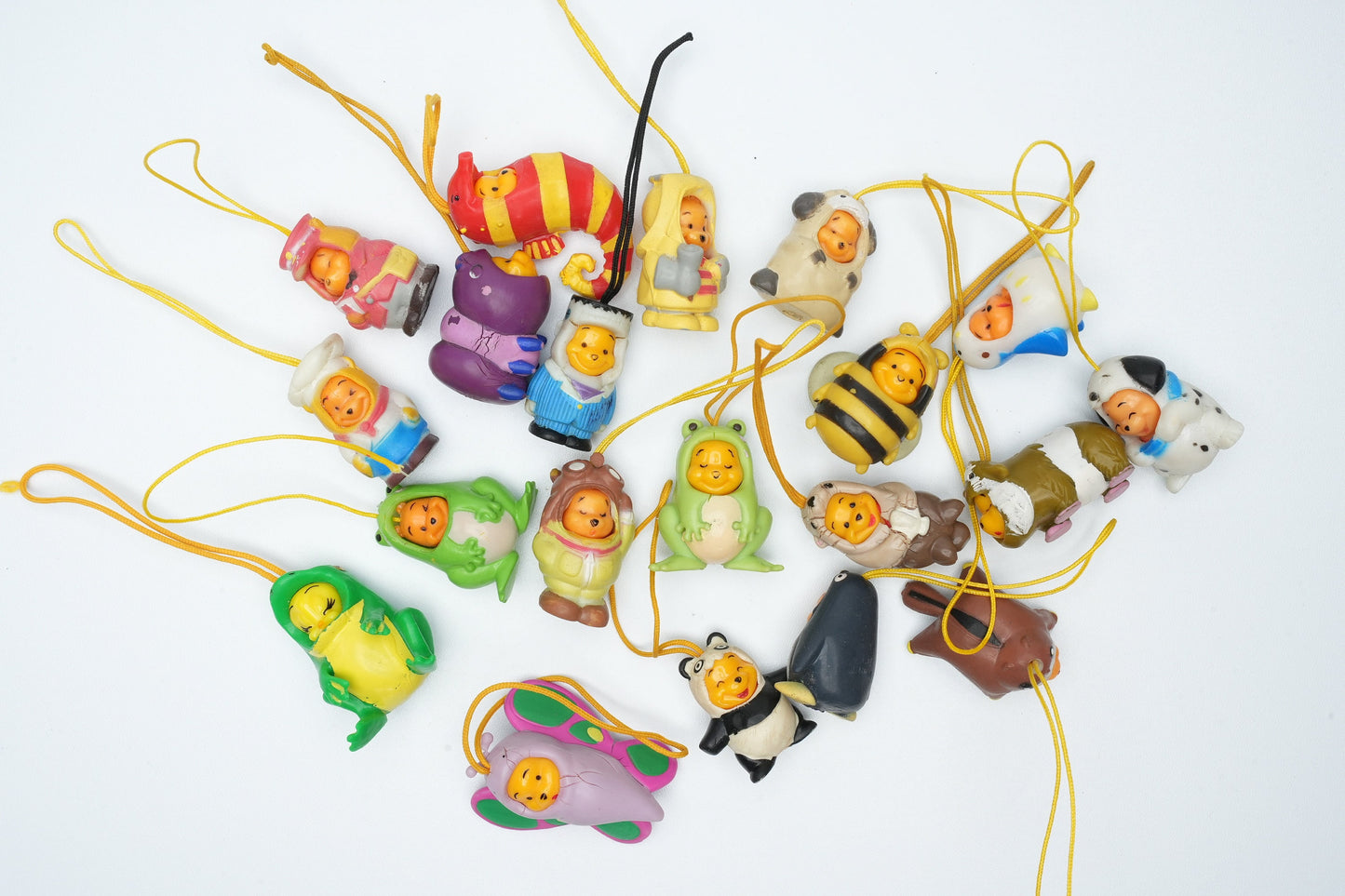 Kapotte Peek-A-Pooh telefoon bedels | Capsule Toys | Vintage Peek A Pooh bedels | 15 random stuks