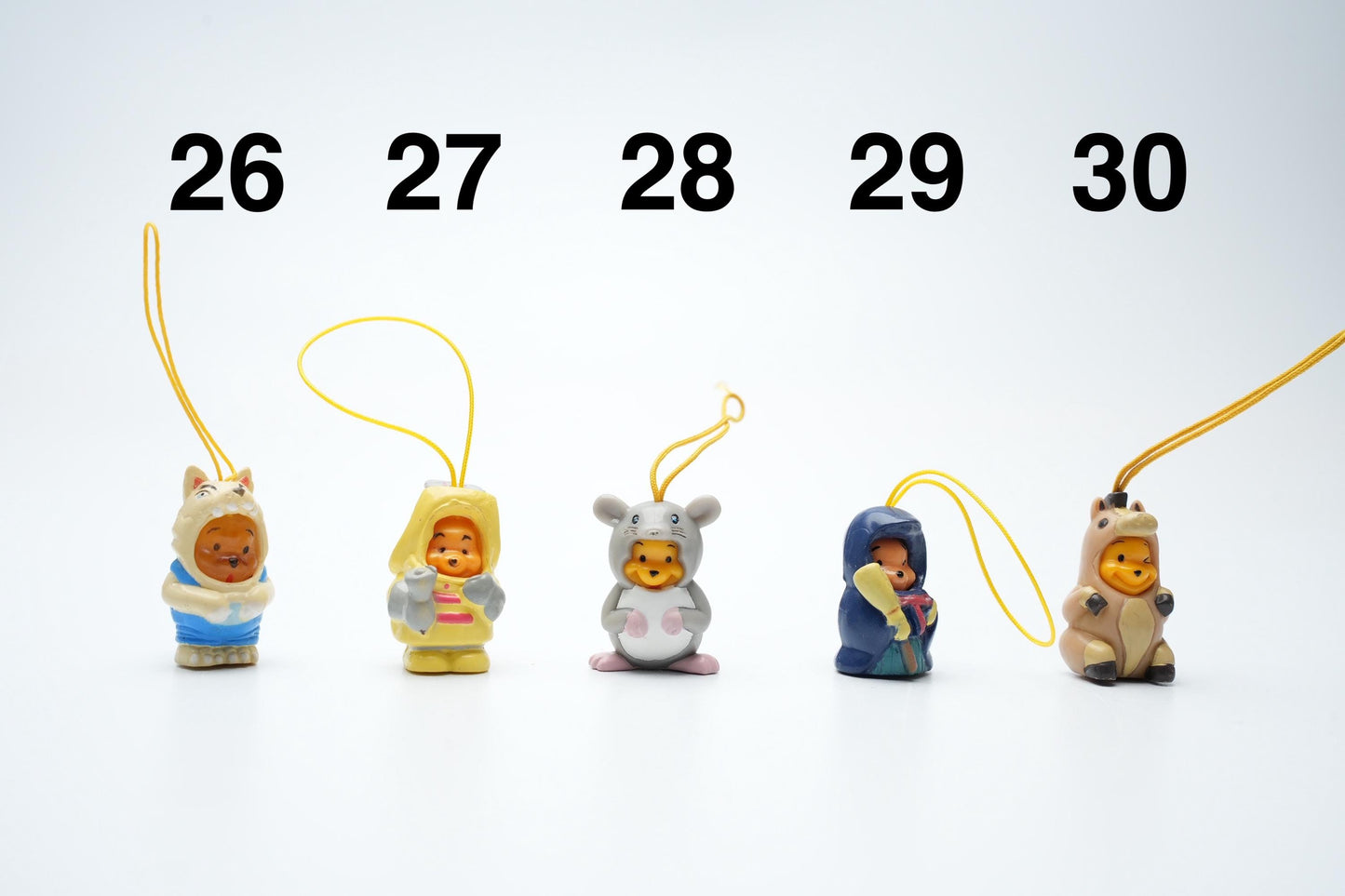 Peek-a-pooh telefoon bedels | Capsule Toys | Vintage peek a pooh bedels | pick your favorite (45 verschillende)