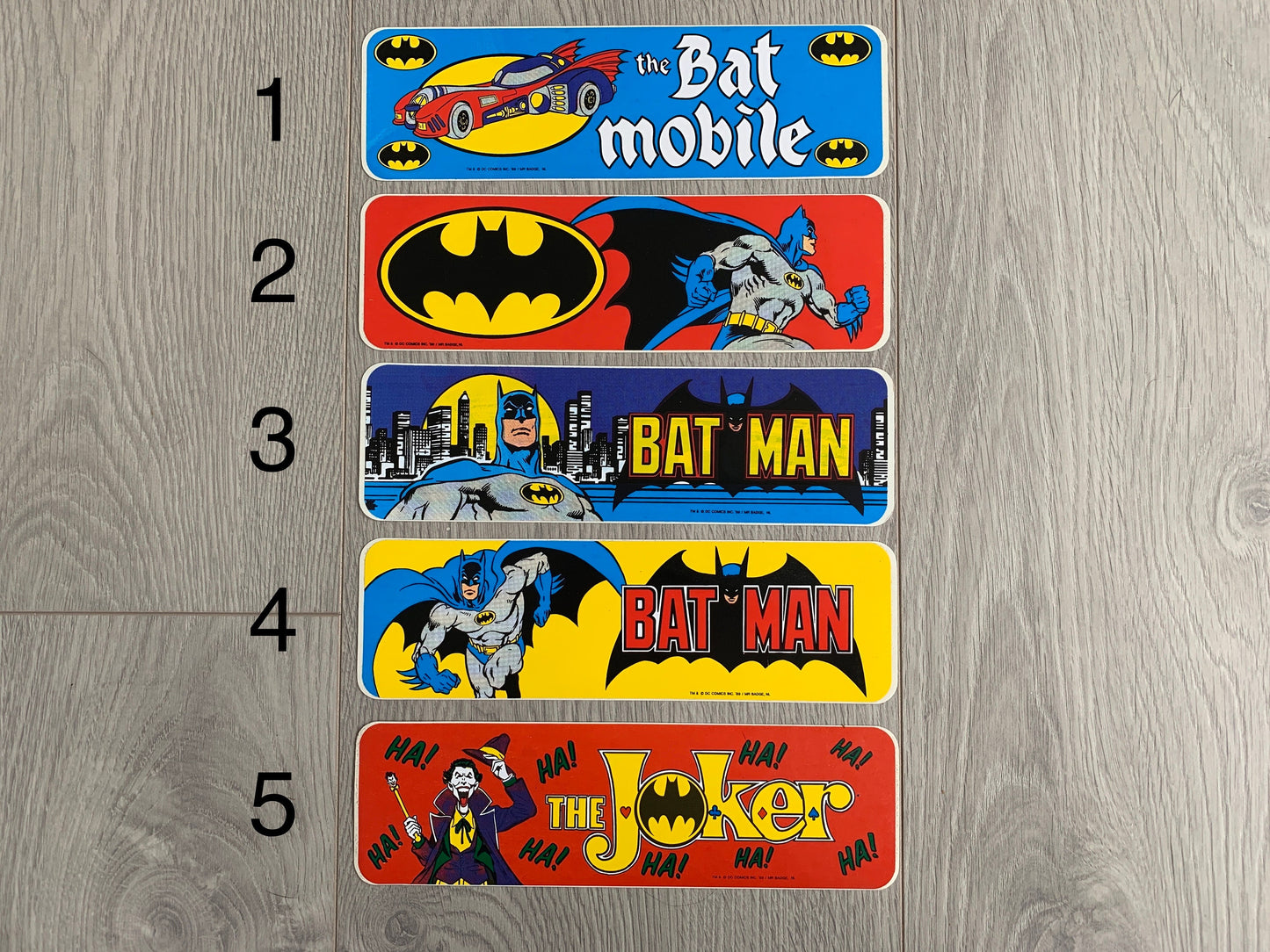 DC Comics Batman stickers uit het jaar 1989 (tm & dc comics inc. '89 / mr badge, NL)