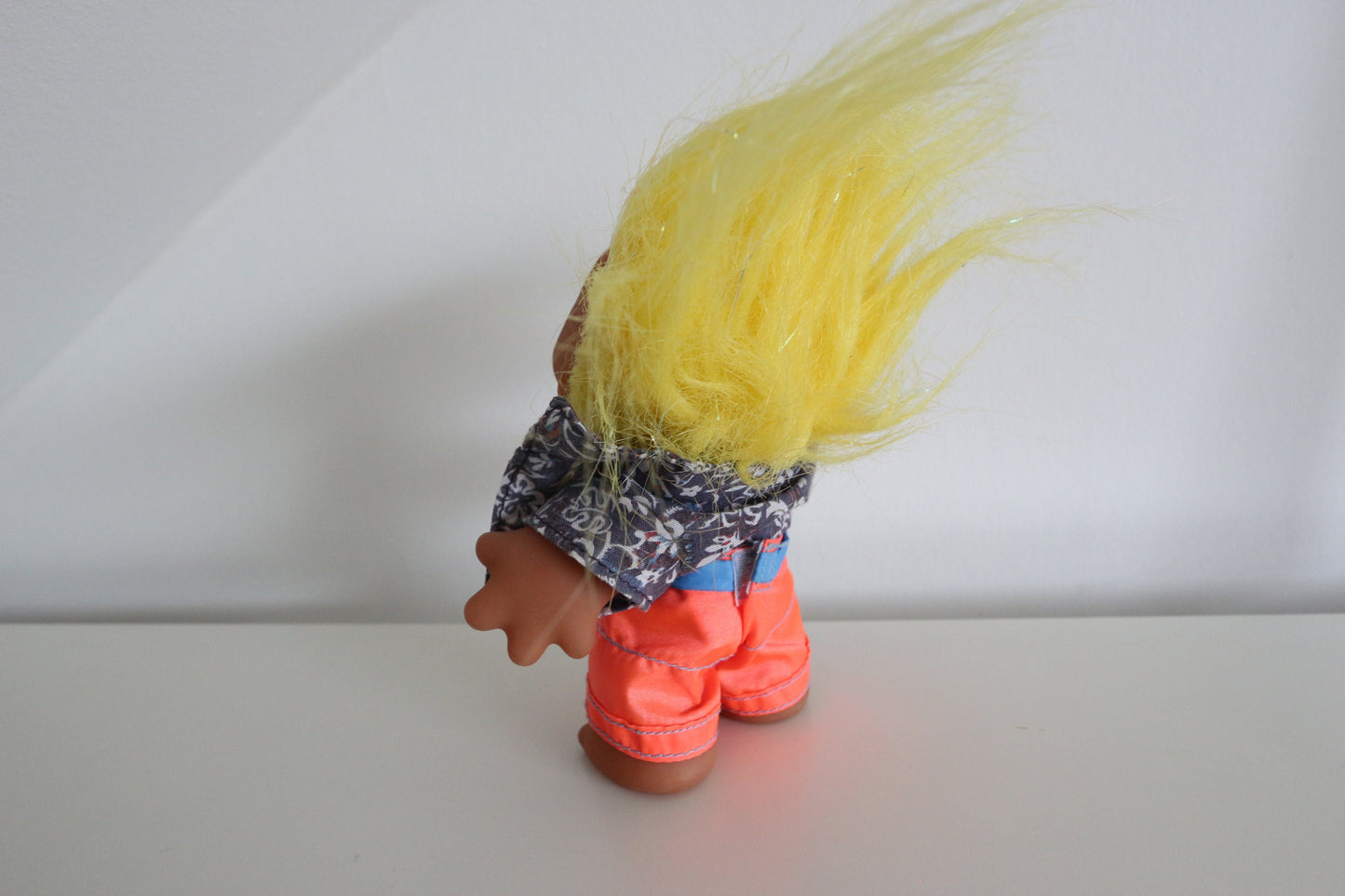 Vintage Thomas Dam troll strand editie met leuke outfit