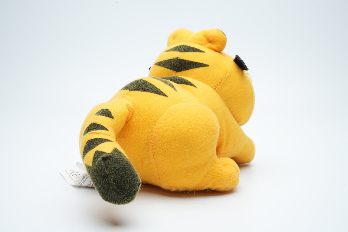 Garfield die ligt op de grond | schattige Garfield plush