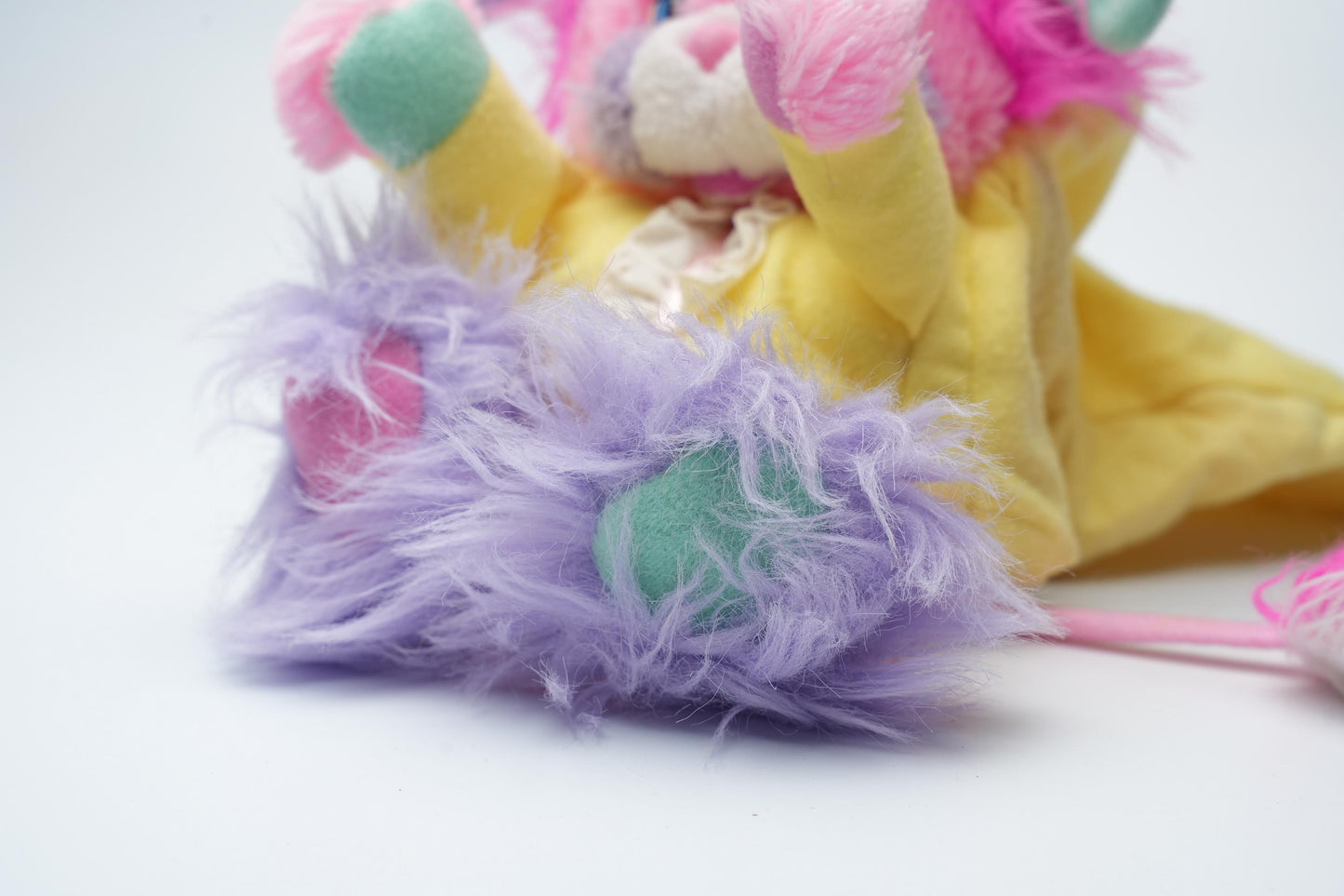 Slumber Party Popples – Gele Pyjama Popple – 25 cm (10 inch)