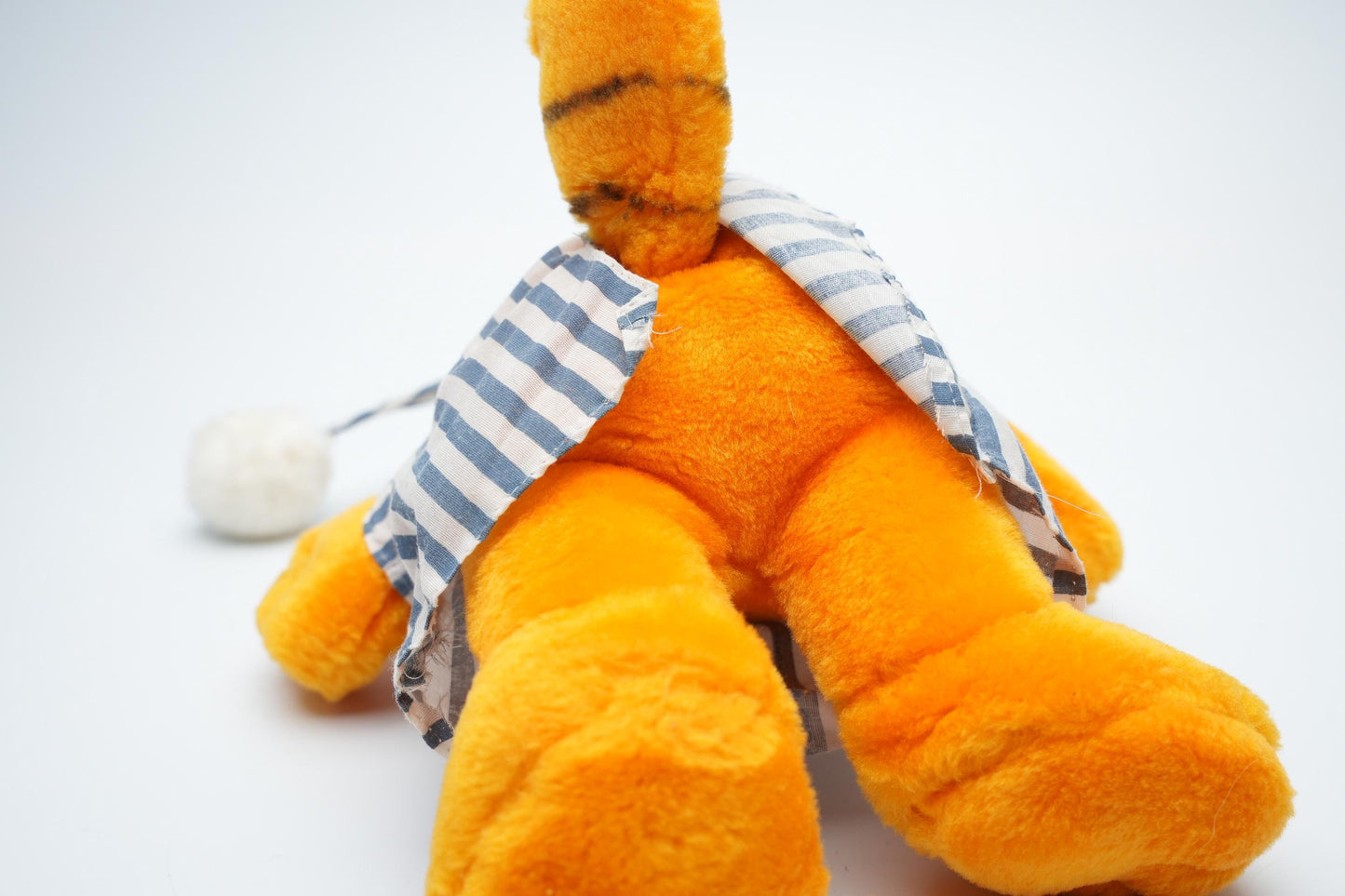 Vintage Garfield Knuffel in Pyjama - United Feature Syndicate Inc. & Paws (1981)