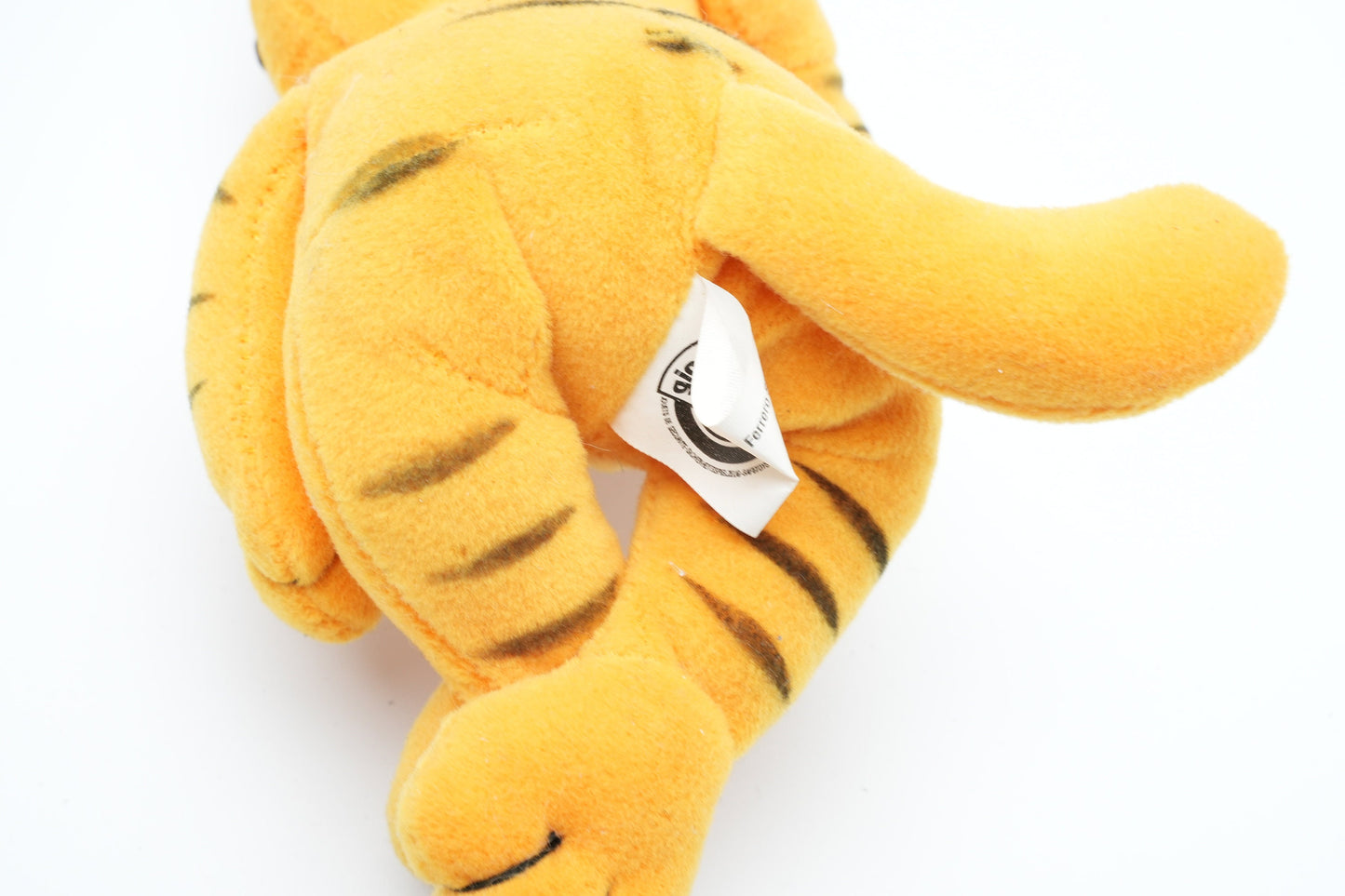 Vintage Garfield liggend op de grond | vintage Garfield plush