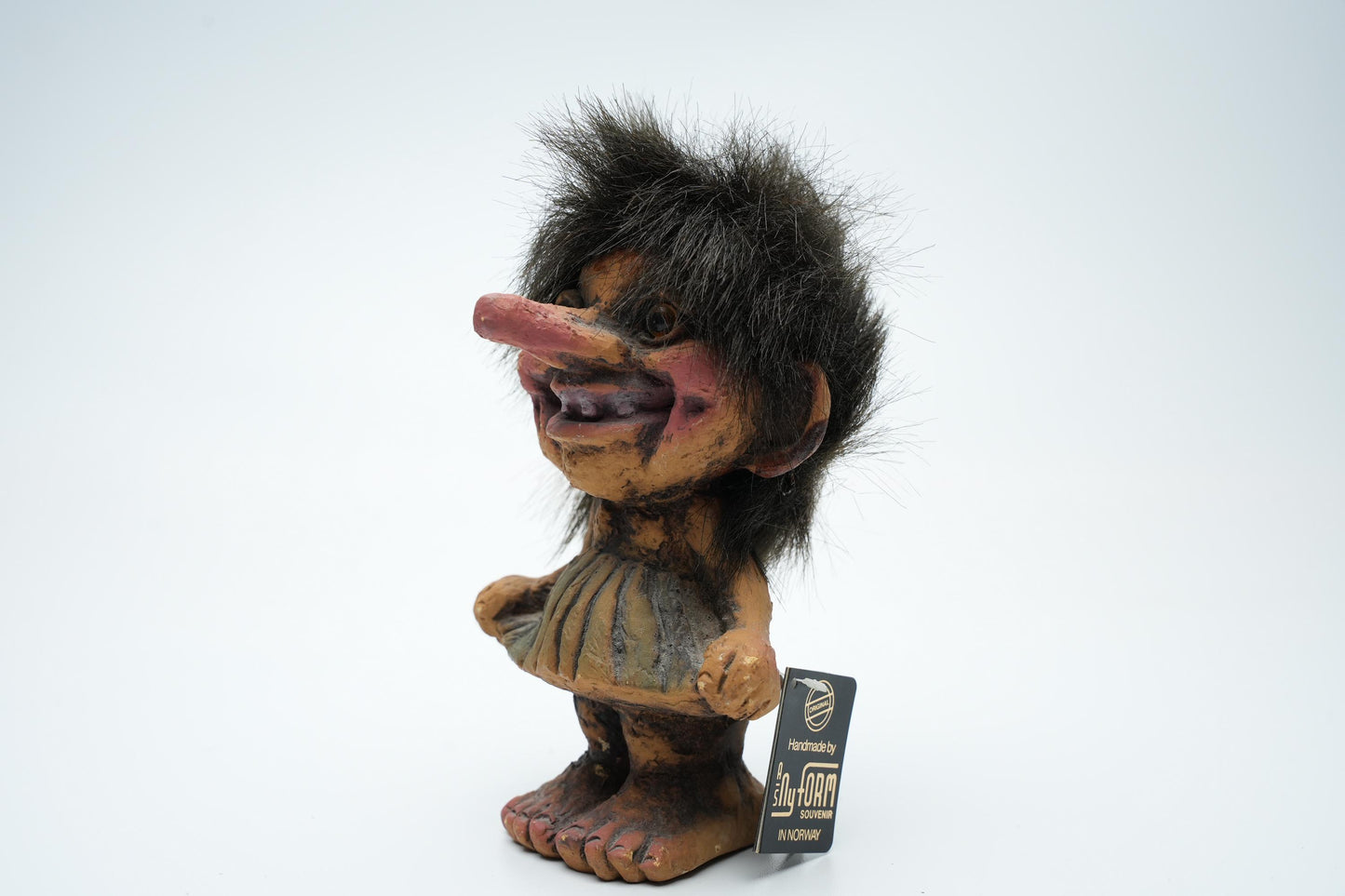 Nyform Troll (Nr. 115) – Handgemaakt Noors Troll Beeldje – 15 cm / 6 inch