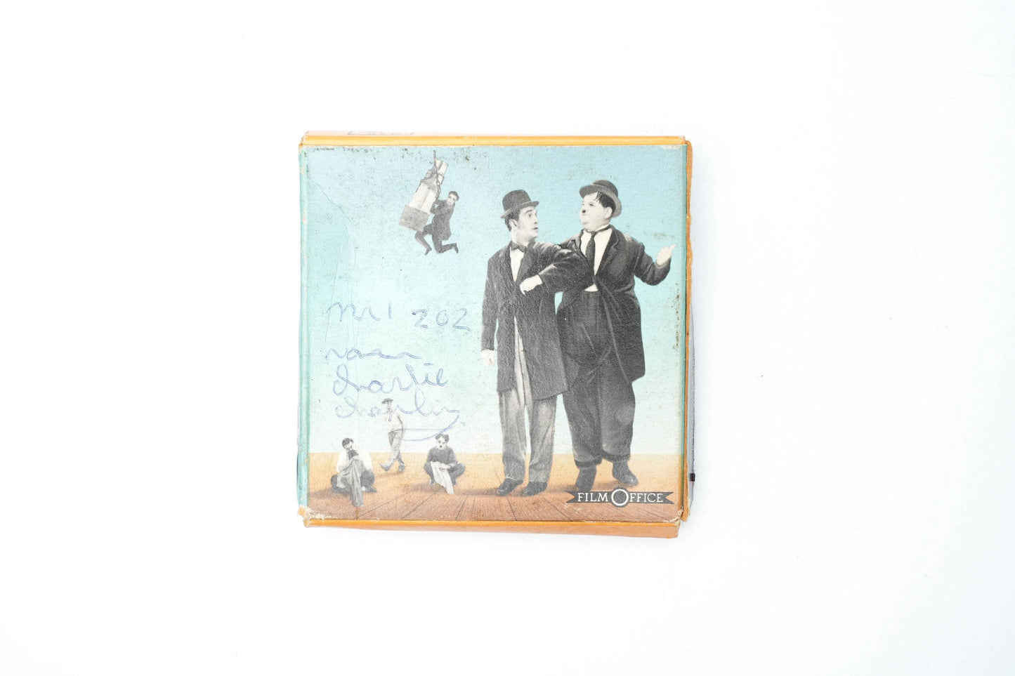 Super 8 Film – Charlot à la Cantine (Charlie Chaplin) – Les Meilleurs Sketches – Film Office – Vintage zwart-wit klassieker