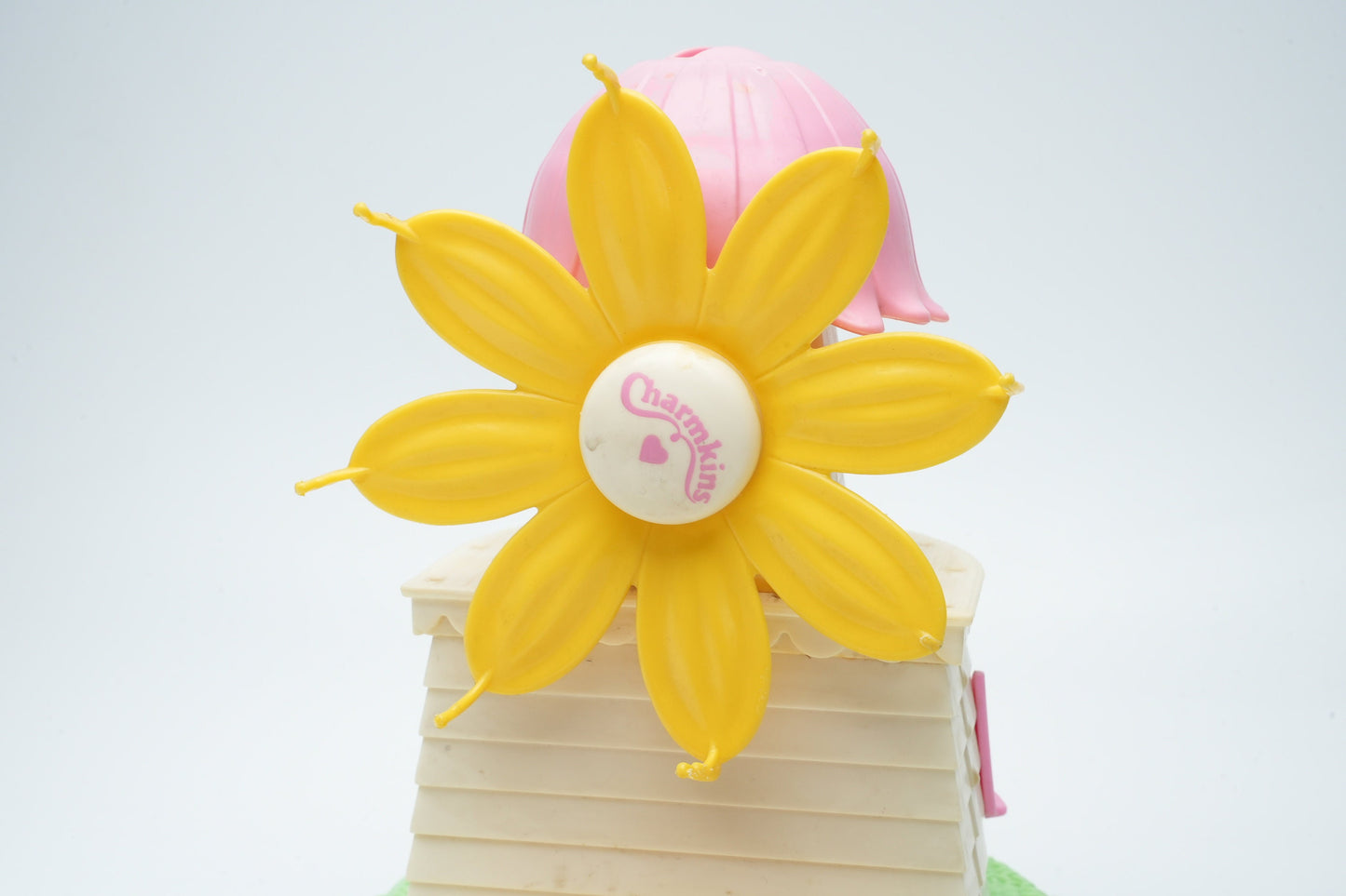 Vintage Charmkins Whipporwill Flower Mill met accessoires (bloemen molen)