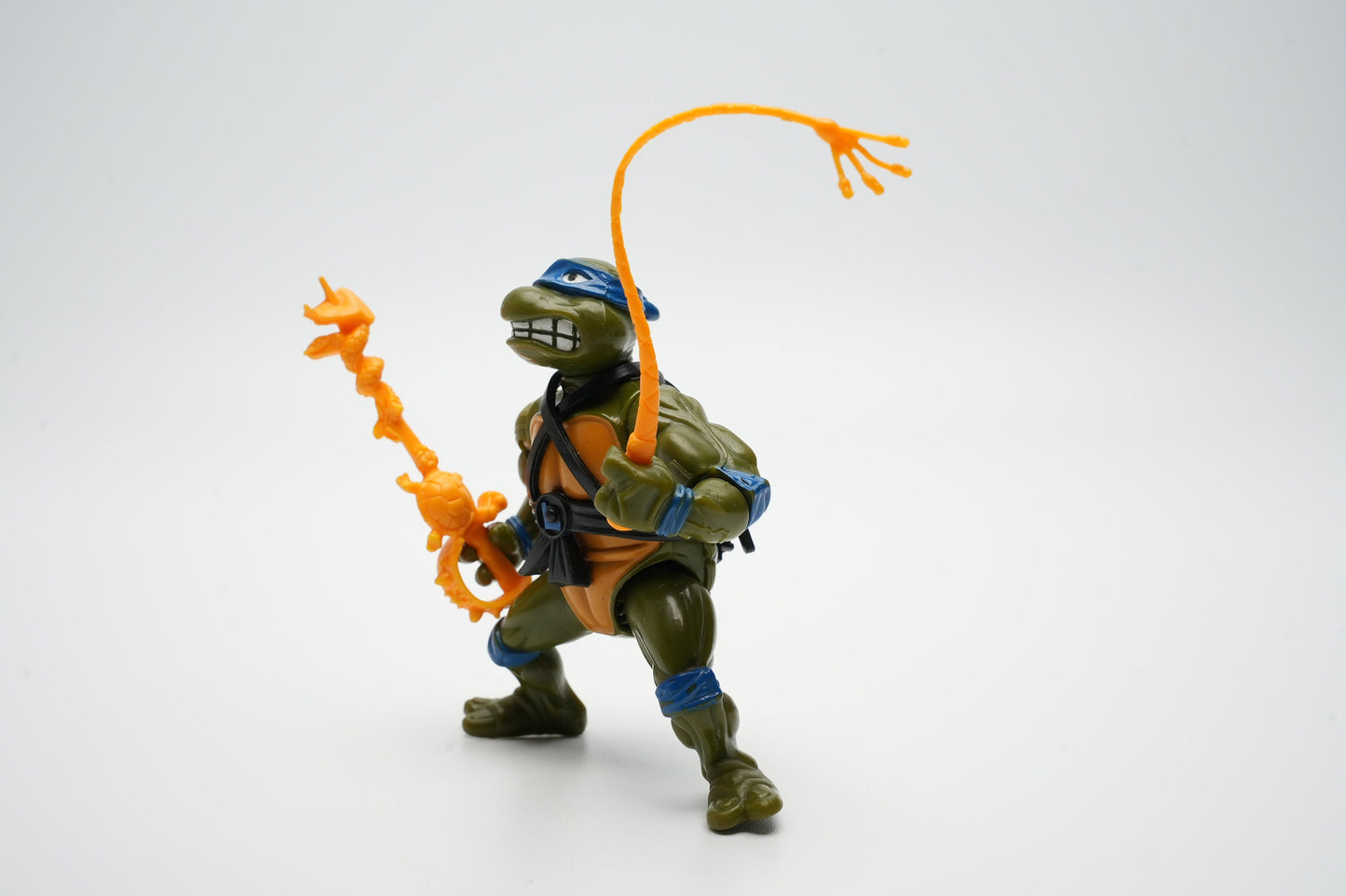 Teenage Mutant Ninja Turtles vintage figuur 1988 Leonardo met wapens