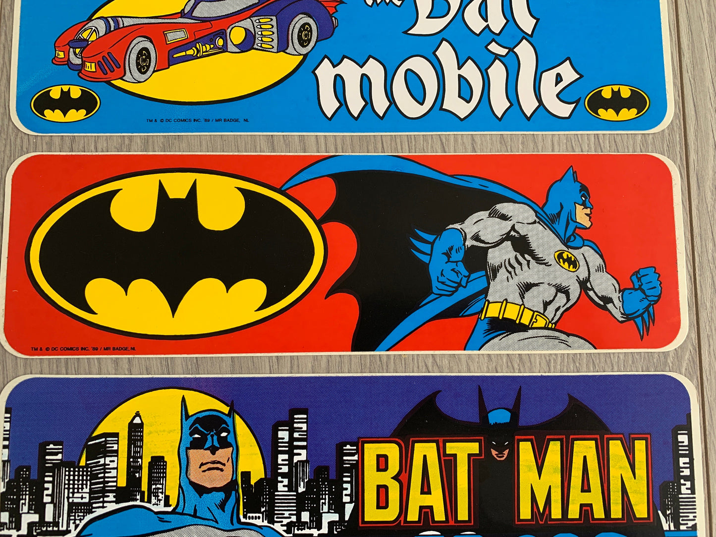 DC Comics Batman stickers uit het jaar 1989 (tm & dc comics inc. '89 / mr badge, NL)