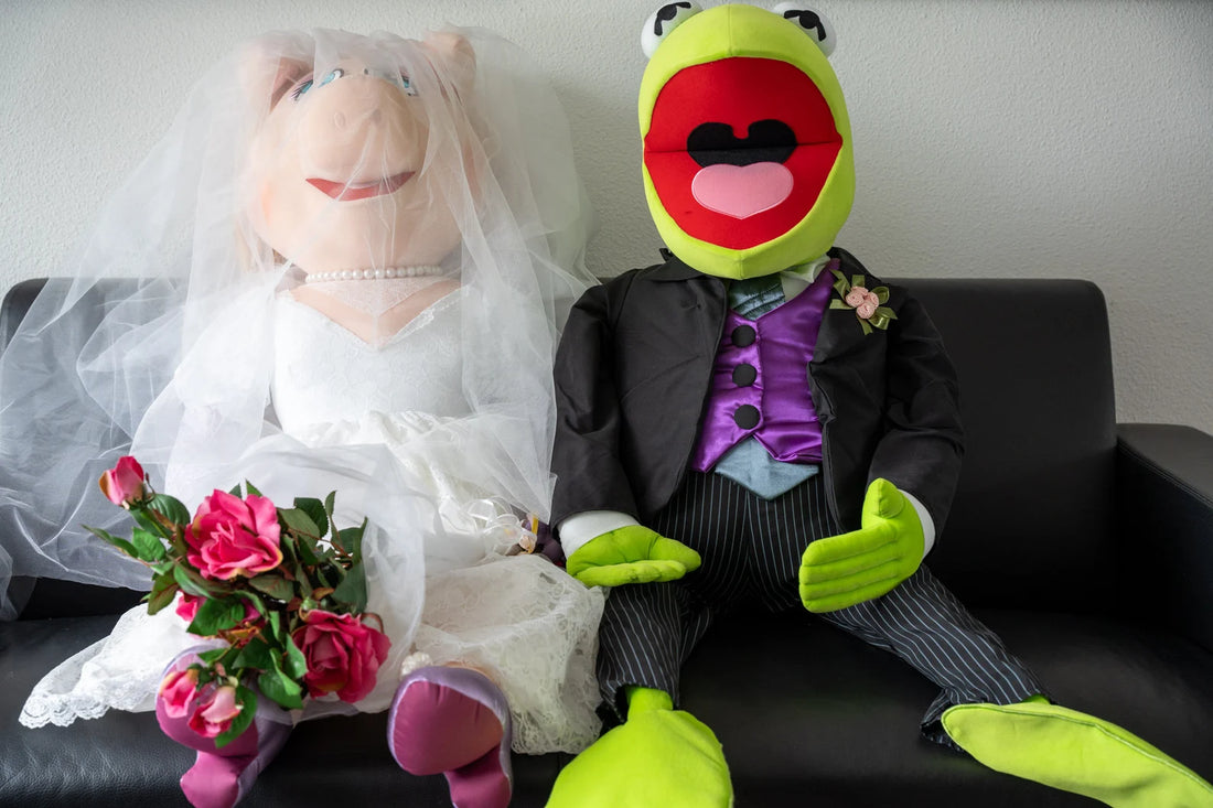 Zeldzame Muppets poppen: Kermit en Miss Piggy gaan trouwen