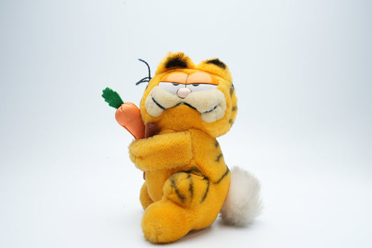 Vintage Garfield met wortel in zijn handen | zeldzame Garfield plush (vintage)