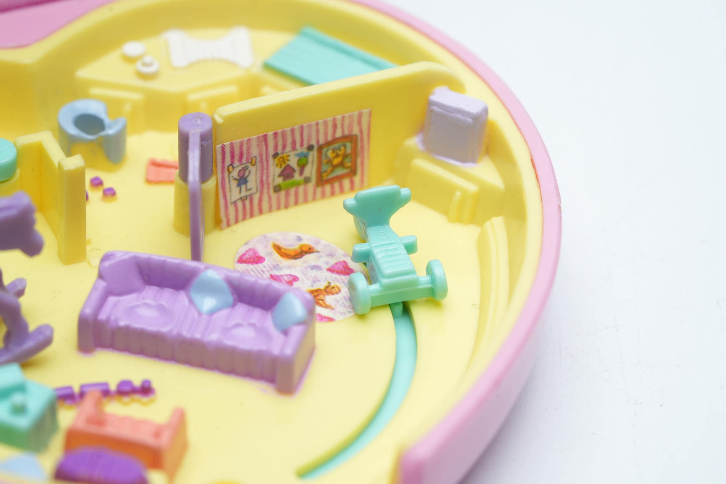 Vintage Polly Pocket 1994 Polly’s Toytime Fun – Baby Collection – Met Babyfiguren