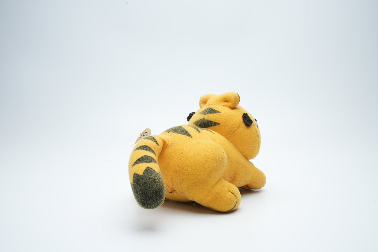 Garfield de kat ligt te chillen op de grond | schattige kleine Garfield plush