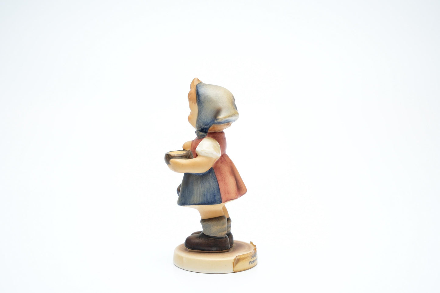 Authentieke Goebel Hummel Figurine – “Jungbäuerin – From Me to You” (Hum 629, 8,5 cm/3,5 inch)