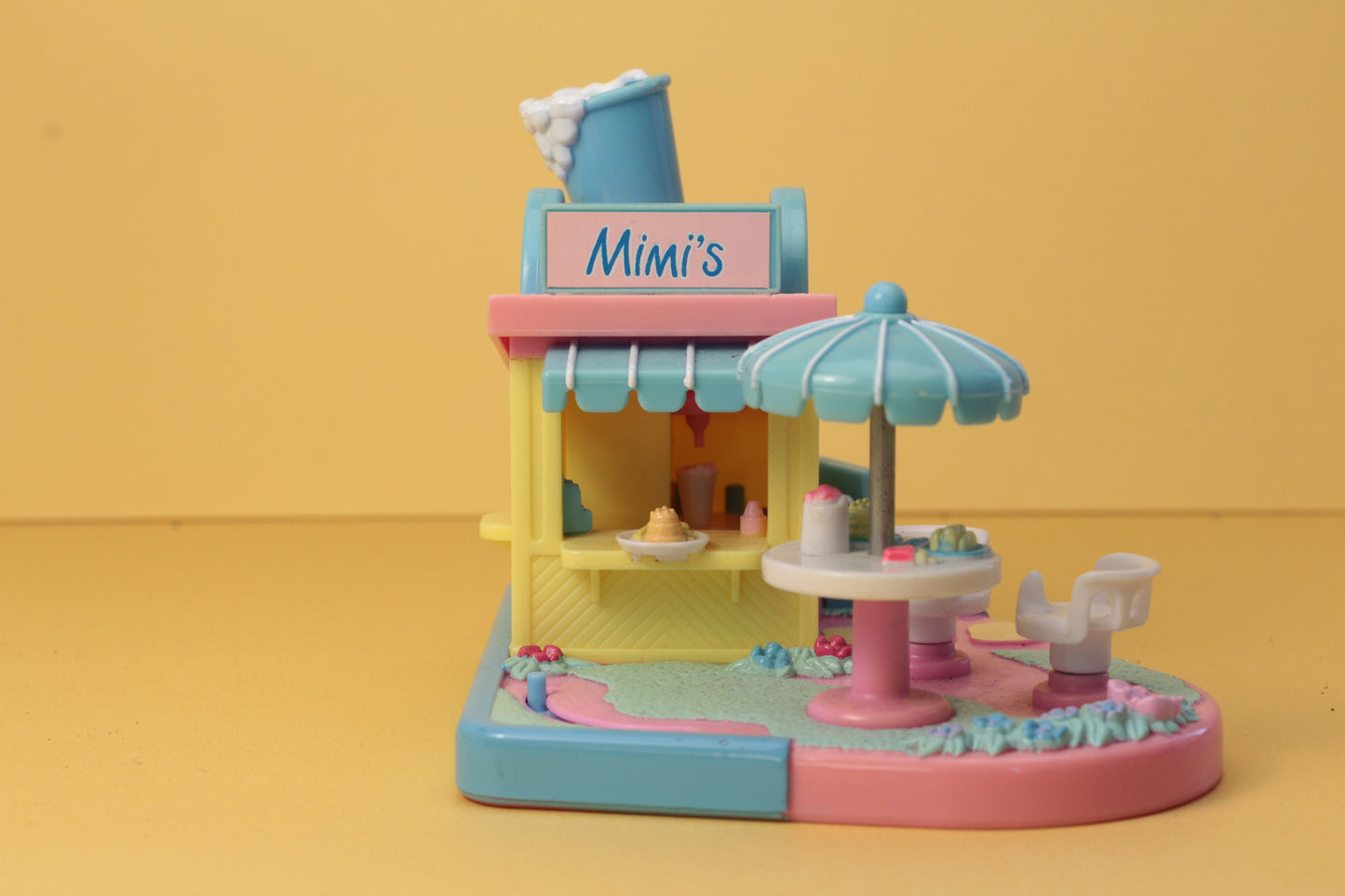 Polly Pocket Mimi and the goo goos Cafe's Restaurant 1994 met figuren