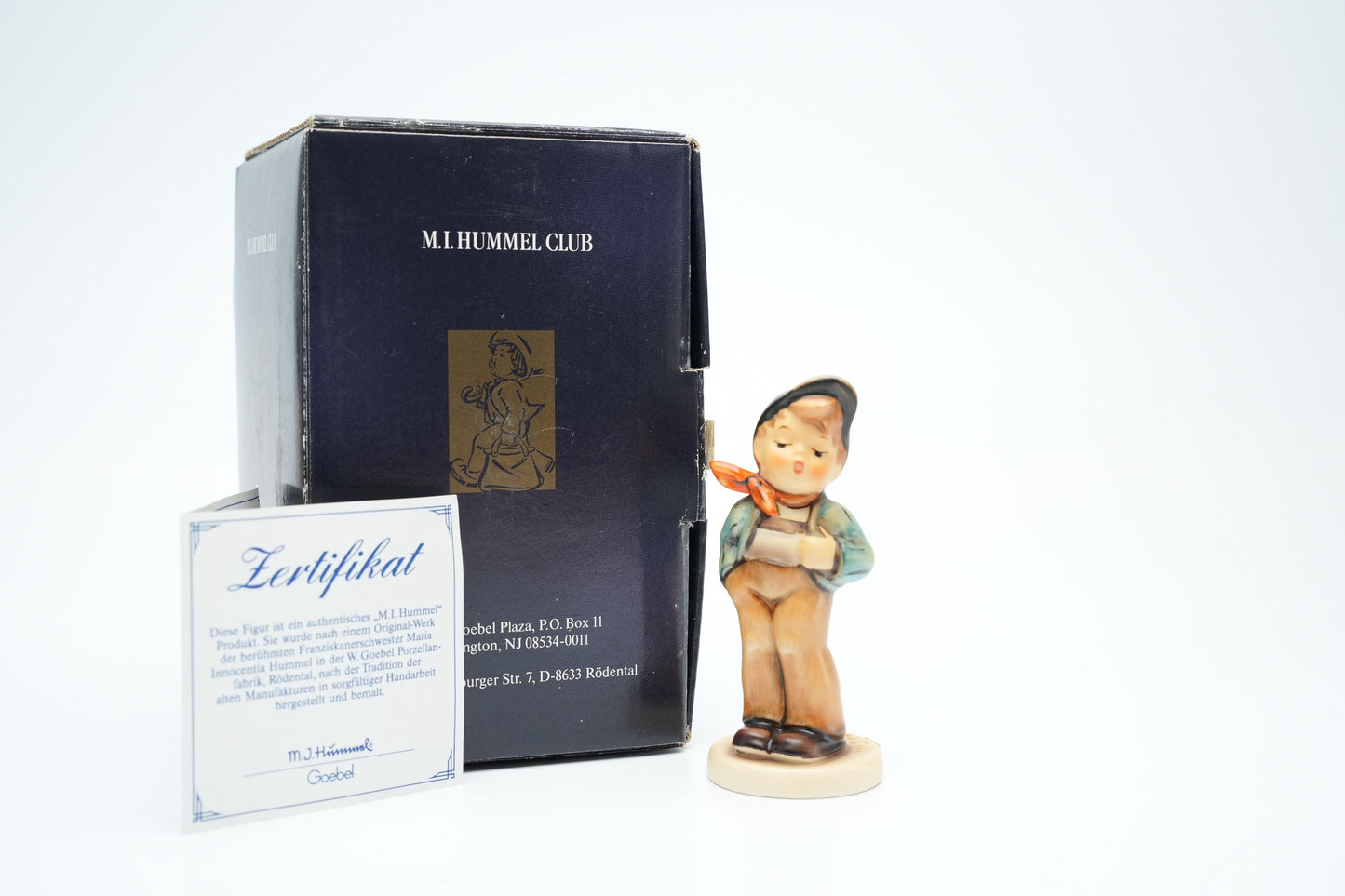 Lucky Fellow #174 - Hummel 560 (9,5 cm / 3 .5 inch)