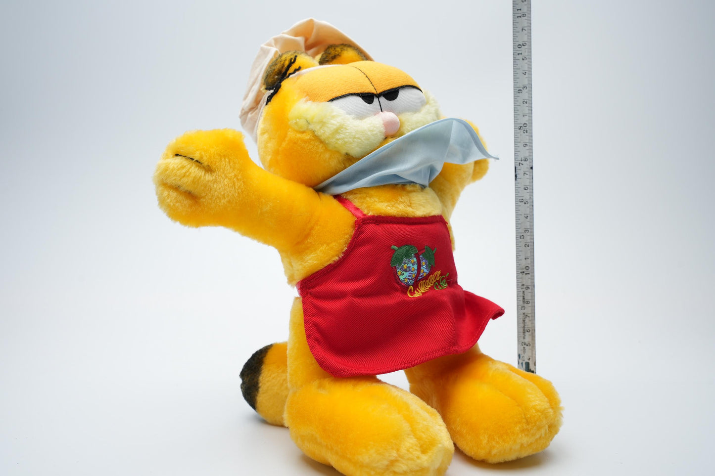 Vintage Garfield Knuffel als Chef - United Feature Syndicate Inc. & Paws (1981)