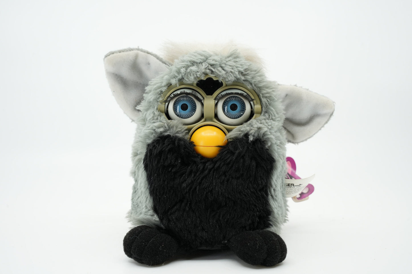 Vintage Furby  Koala blauwe ogen 1999 | furby tag | Vintage Furby met Grijs/ Zwarte vacht | Spreekt Engels en Furbish